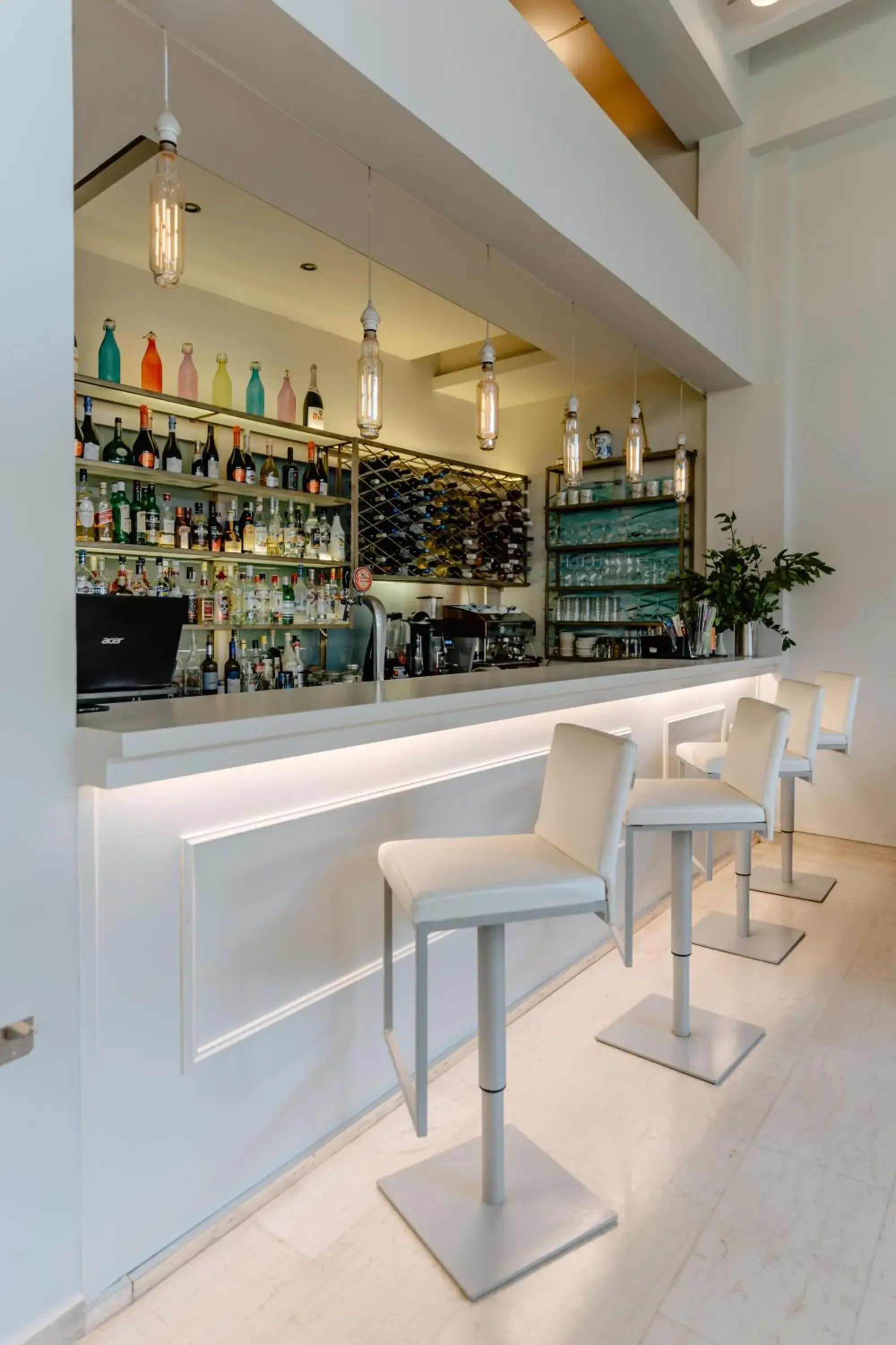Lounge or bar in Palm Beach Hotel Apartments Lounge or bar in Palm Beach Hotel Apartments