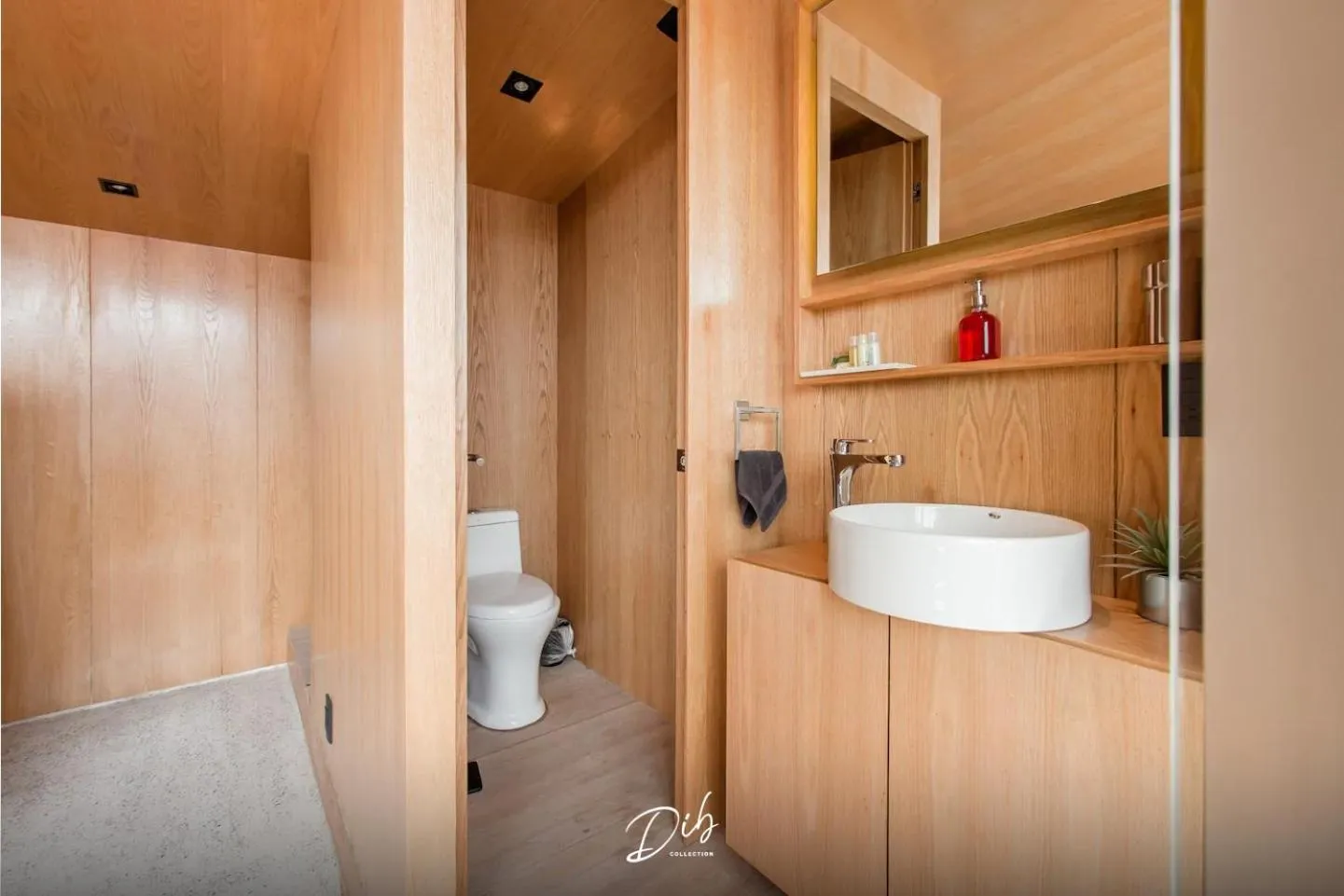 Toilet in DIB Collection - Modern Stays in Roma Norte