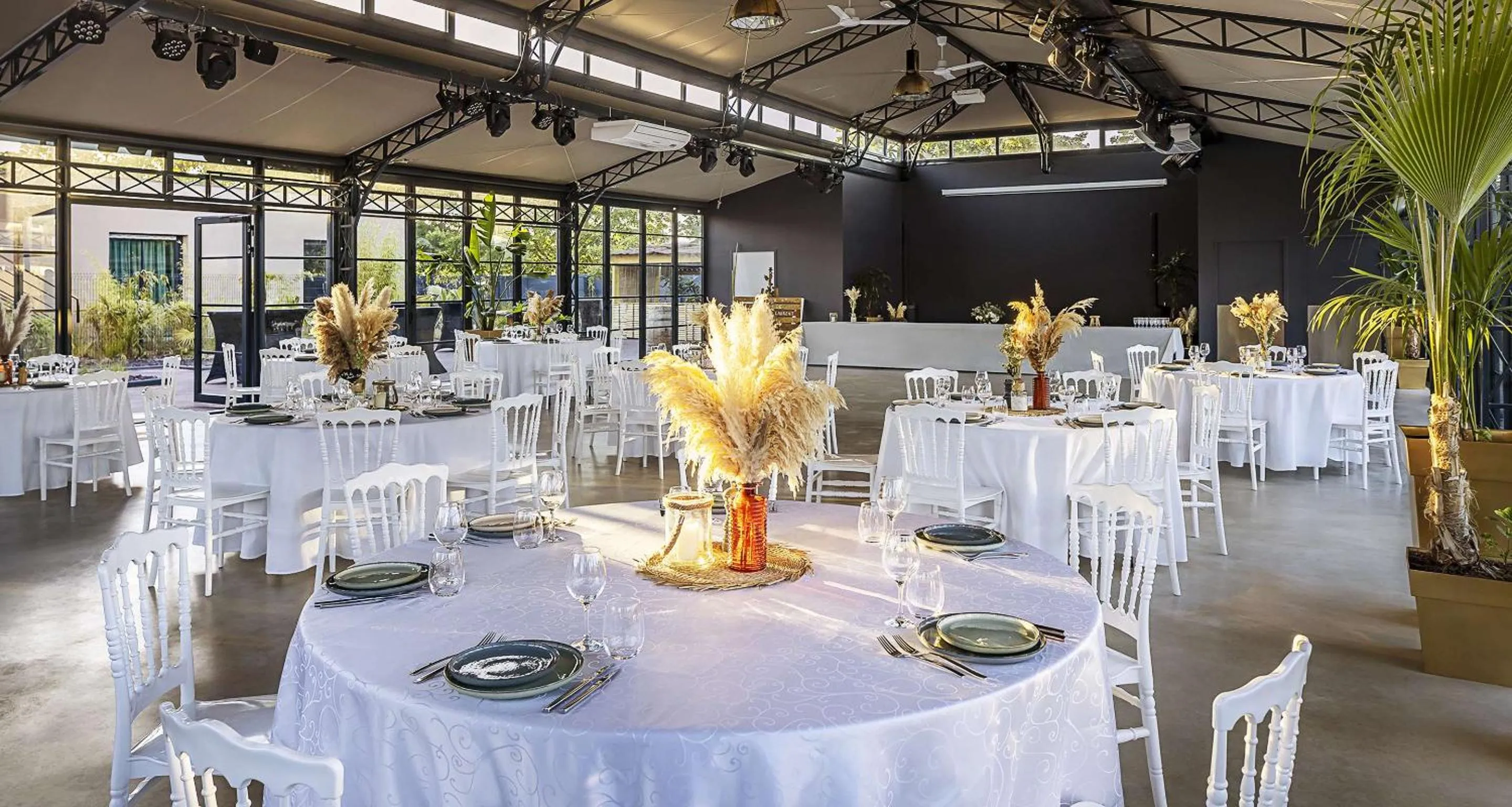 Food and drinks in Best Western Amarys Hotel & Spa