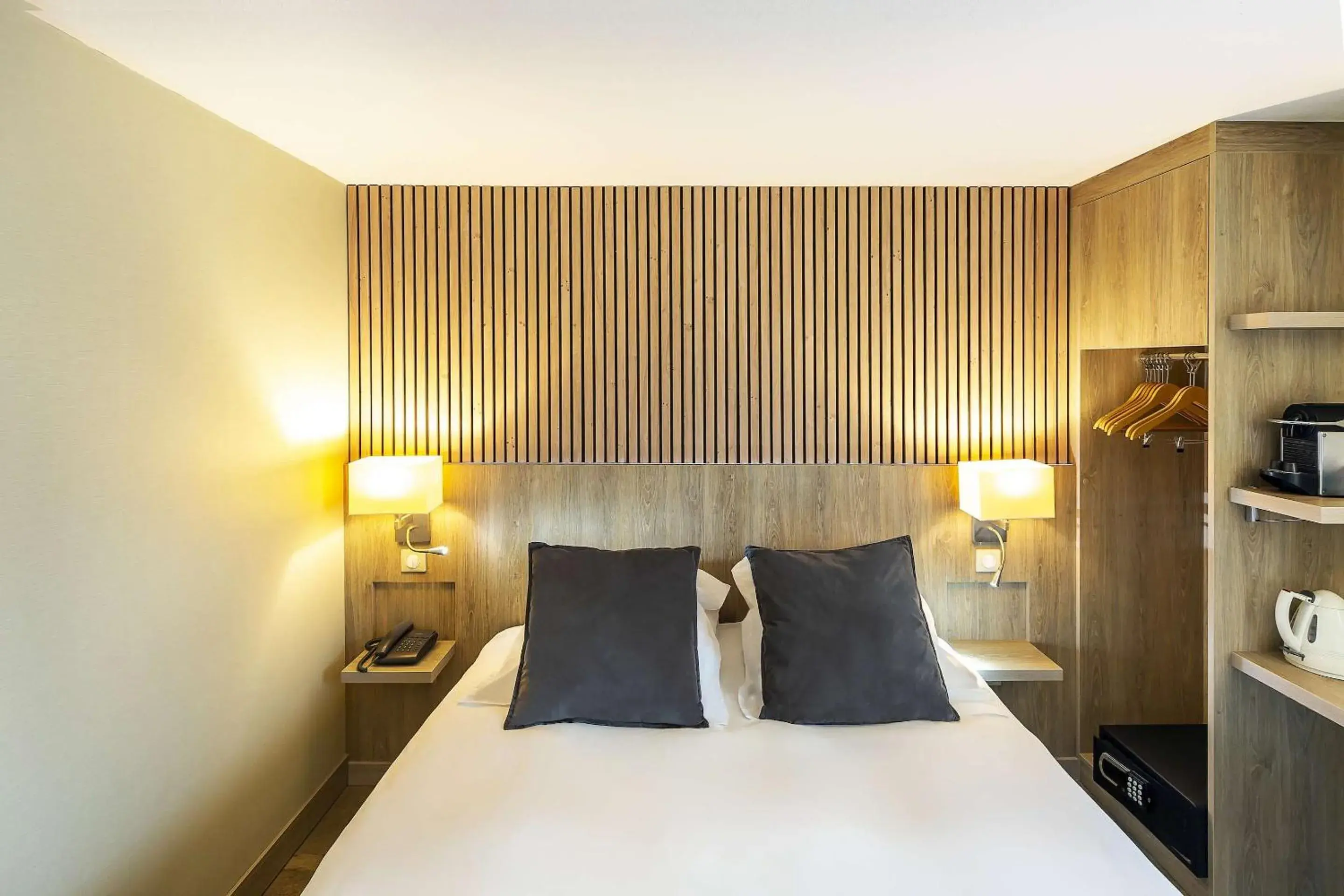 Bed in Best Western Amarys Hotel & Spa Bed in Best Western Amarys Hotel & Spa