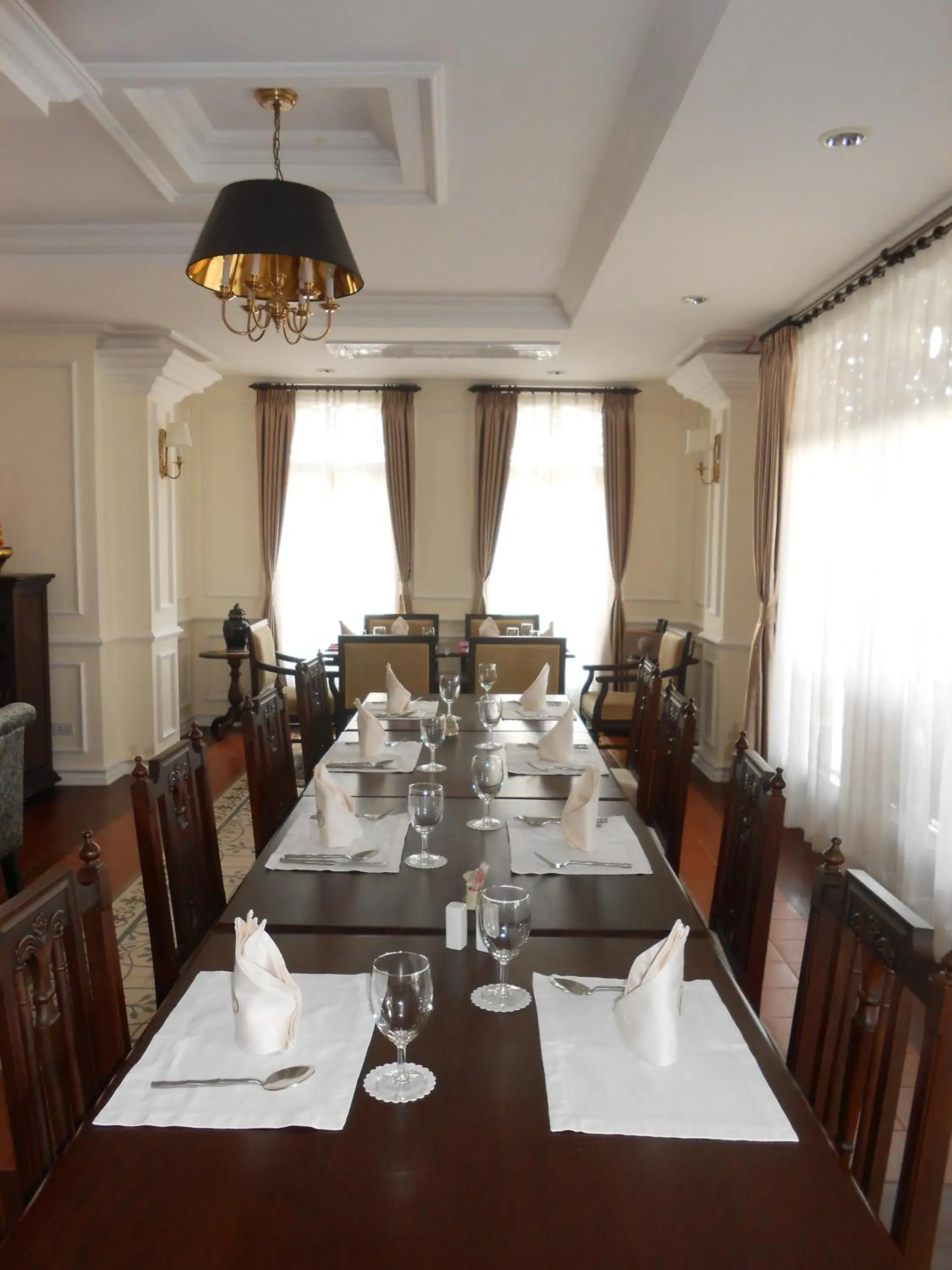Restaurant/places to eat in Dhavara Boutique Hotel Restaurant/places to eat in Dhavara Boutique Hotel
