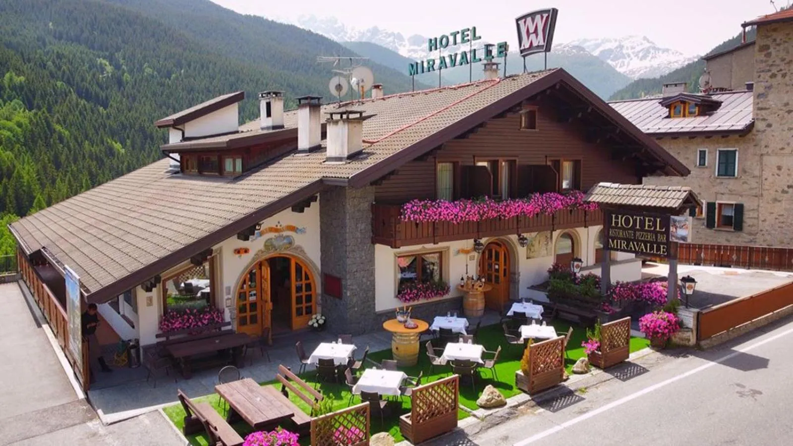 Property building in Hotel Miravalle