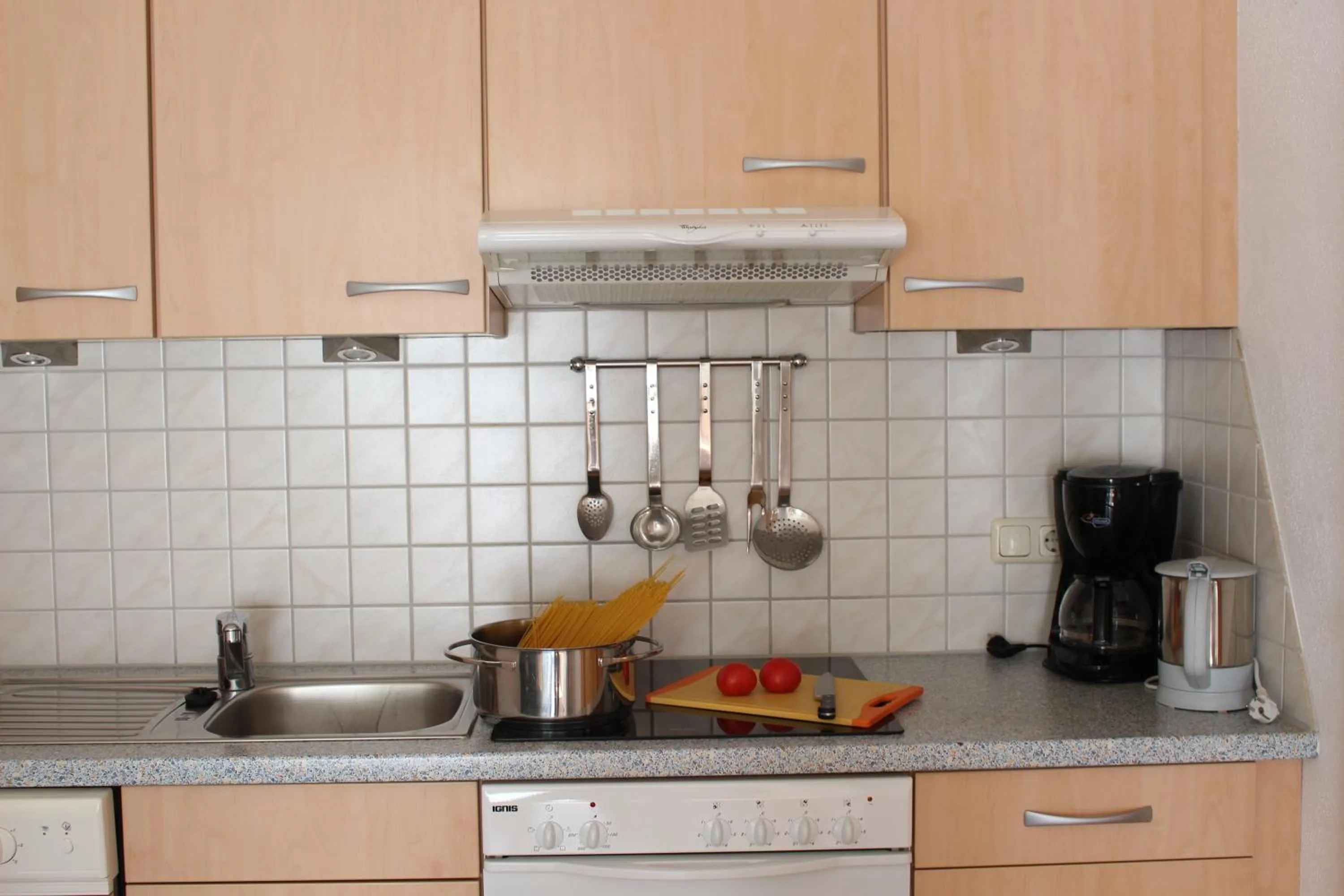 Kitchen or kitchenette in Aparthaus Akelei