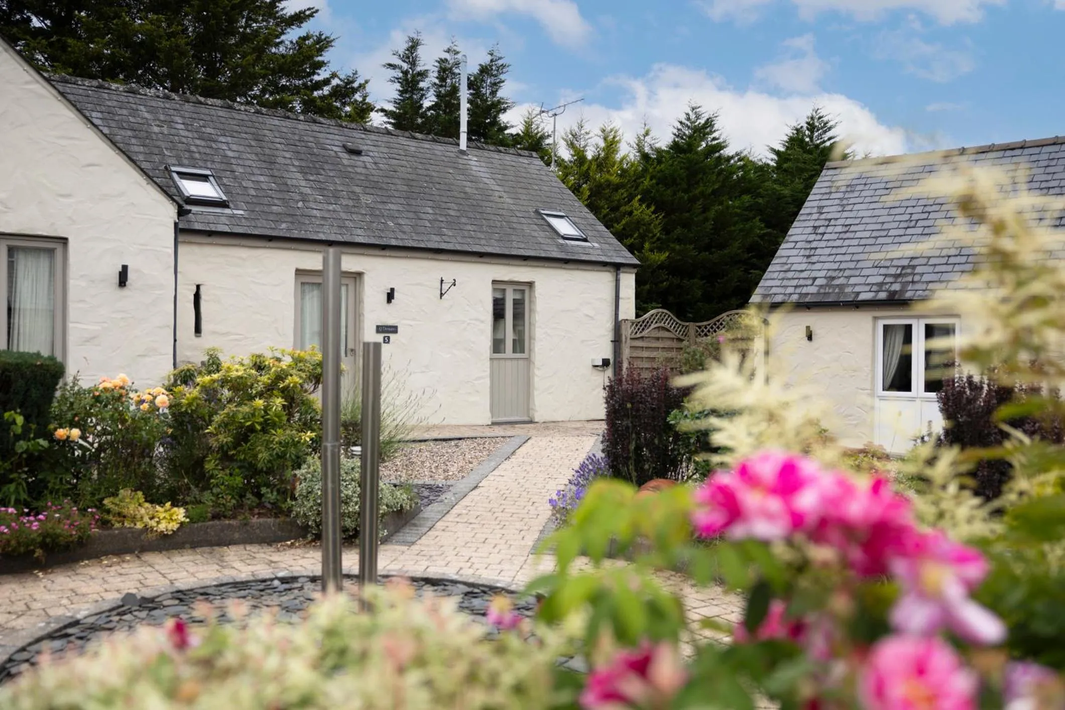 Property building in Canaston Oaks