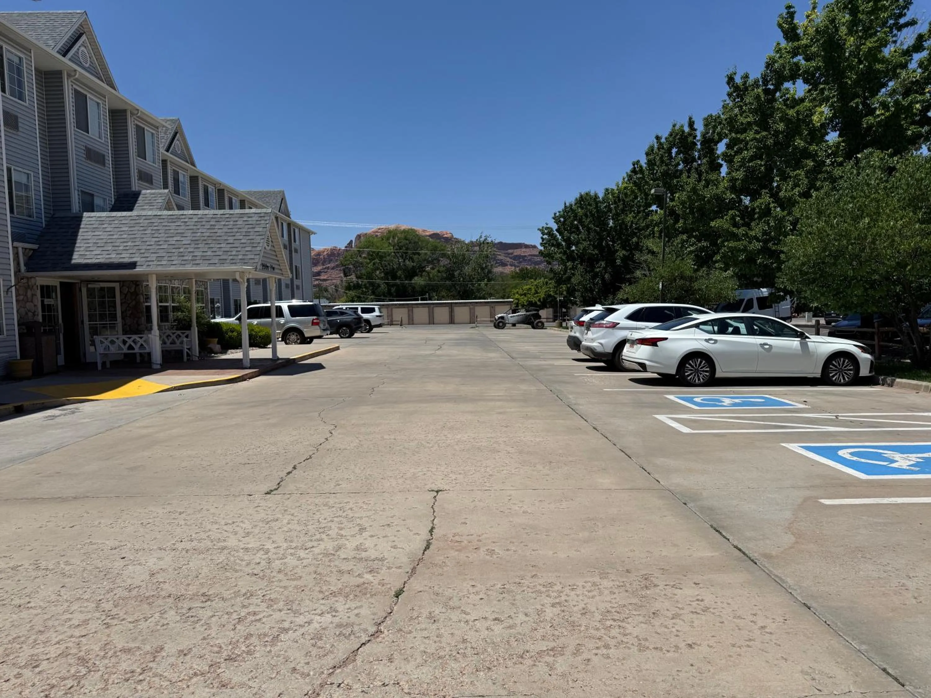 Street view in River Canyon Lodge