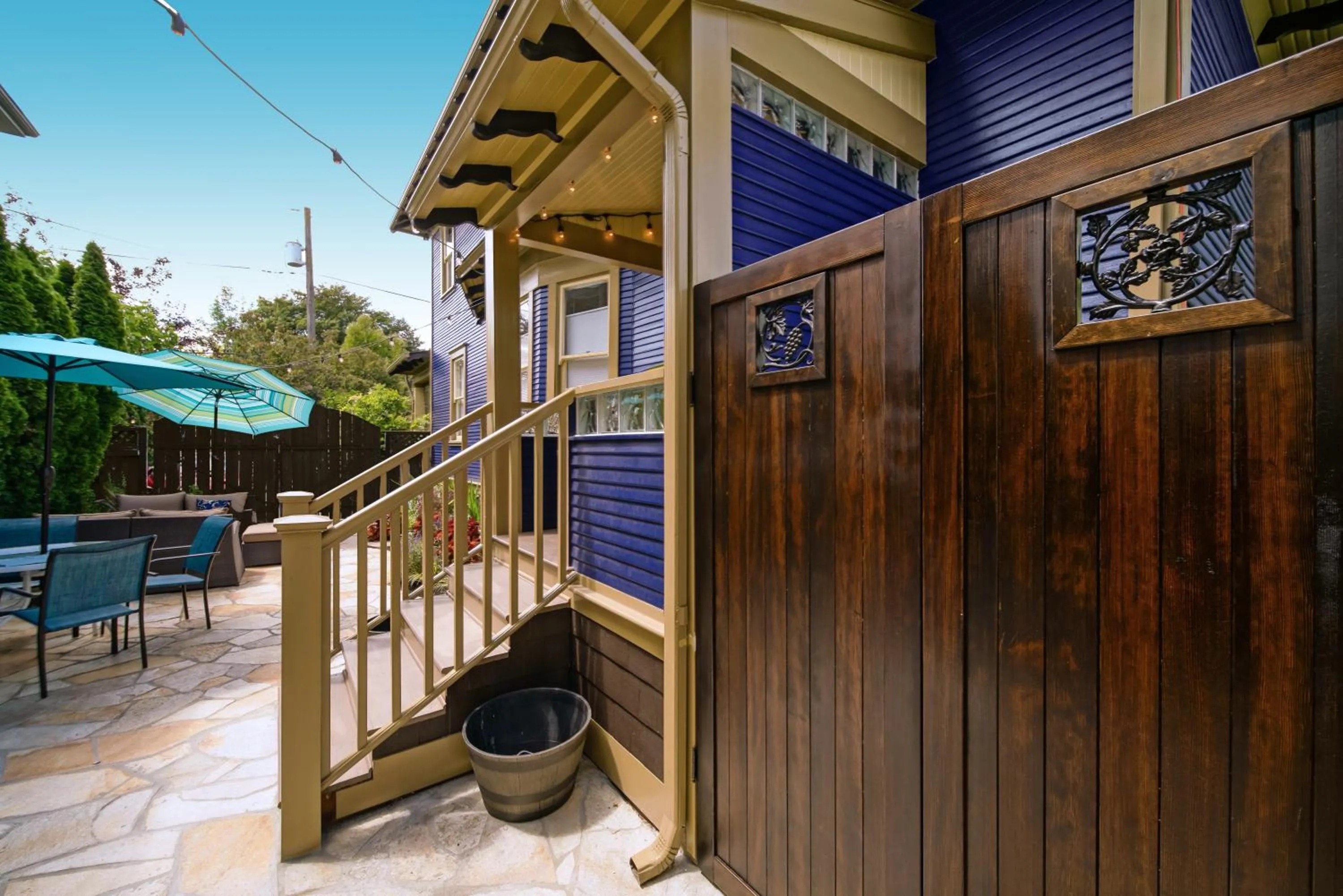 Secluded Patio Suite Right By All The Action