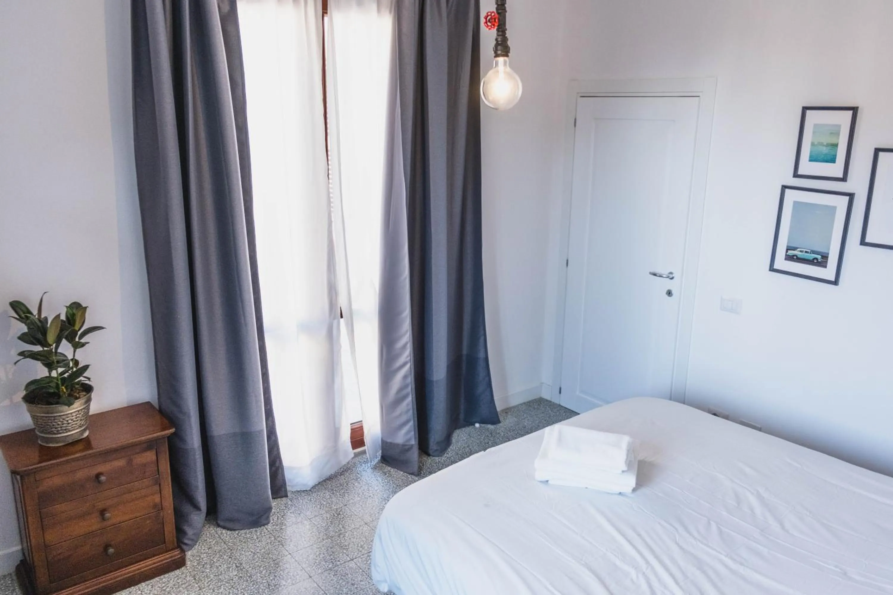 Bedroom, Bed in Terrazza sull'infinito