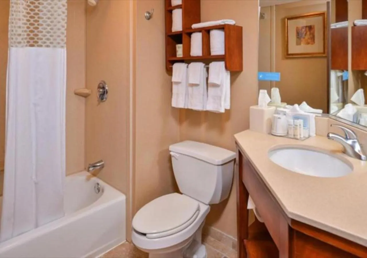 Bathroom in McKnight Hotel