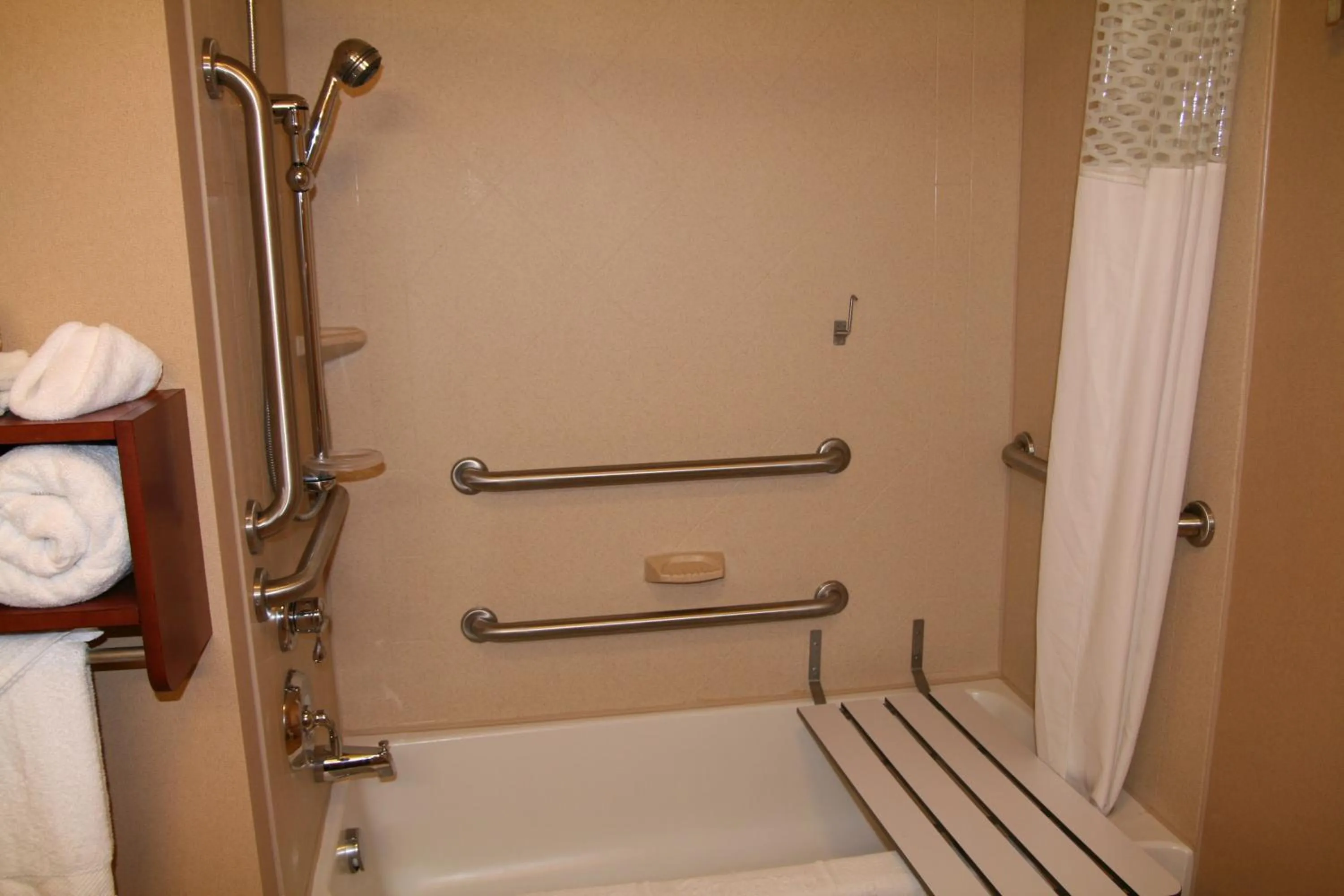 Bathroom in McKnight Hotel