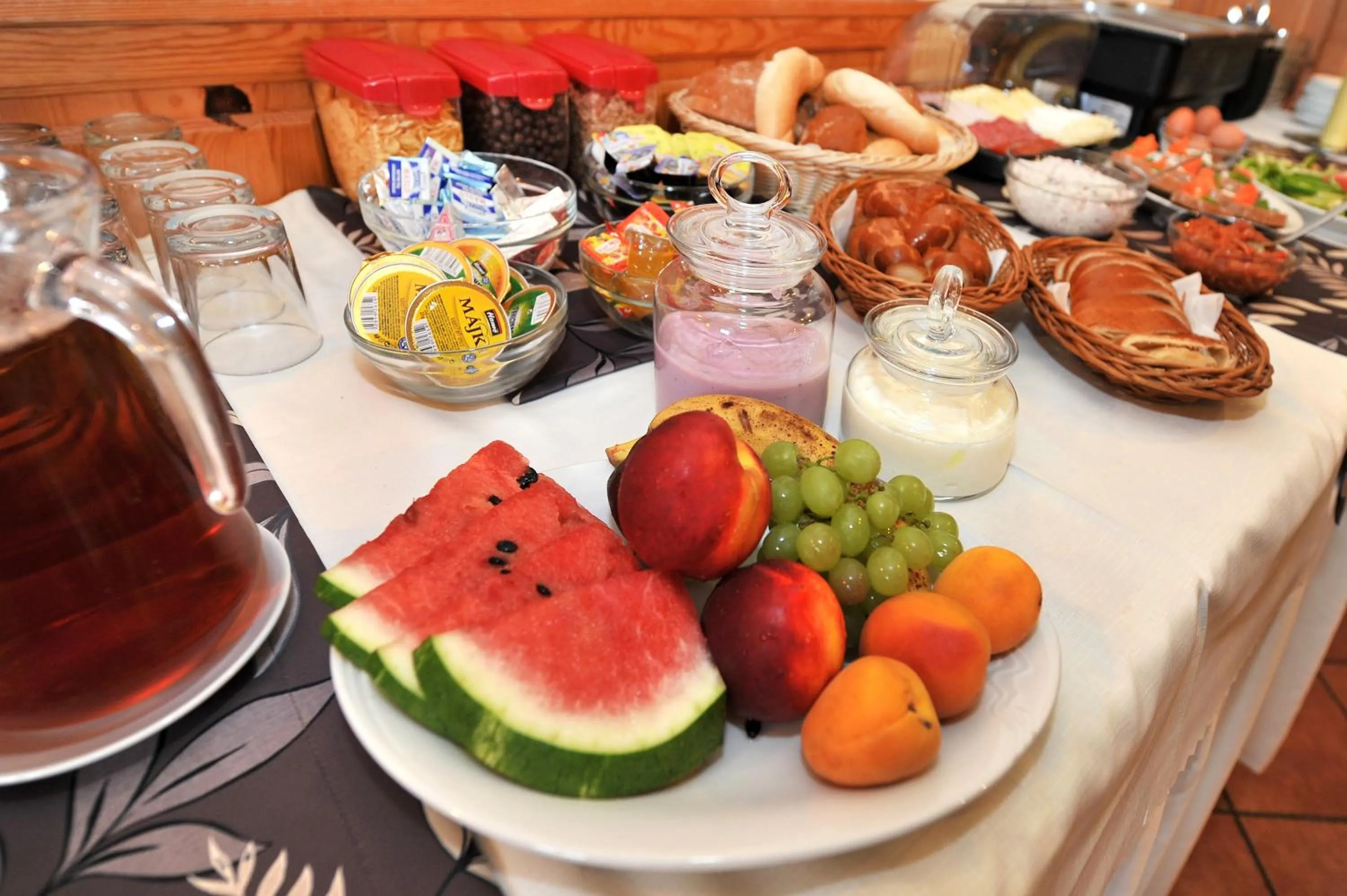 Buffet breakfast in APLEND Vila Magnolia