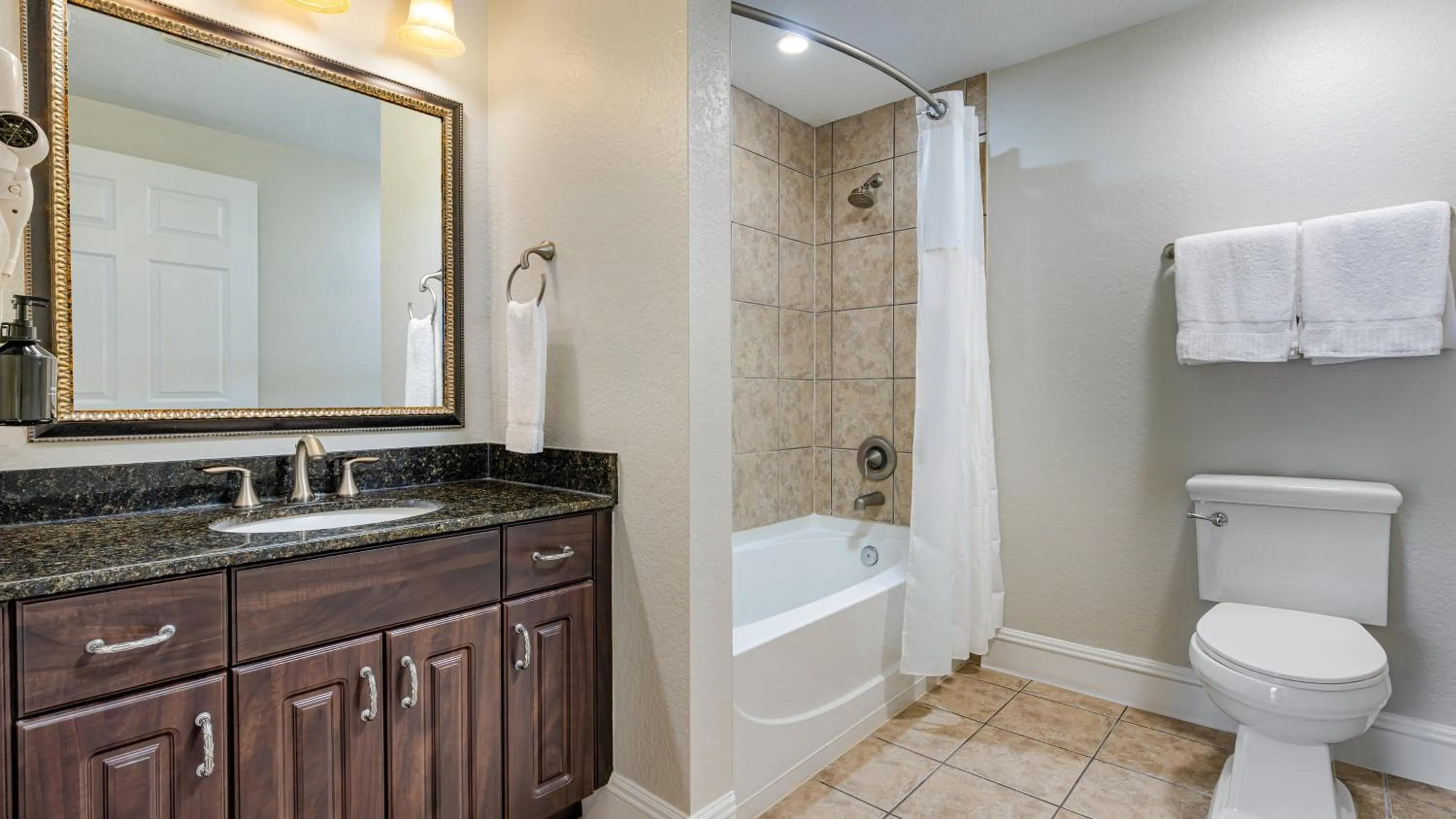 Photo of the whole room in Holiday Inn Club Vacations At Orange Lake Resort