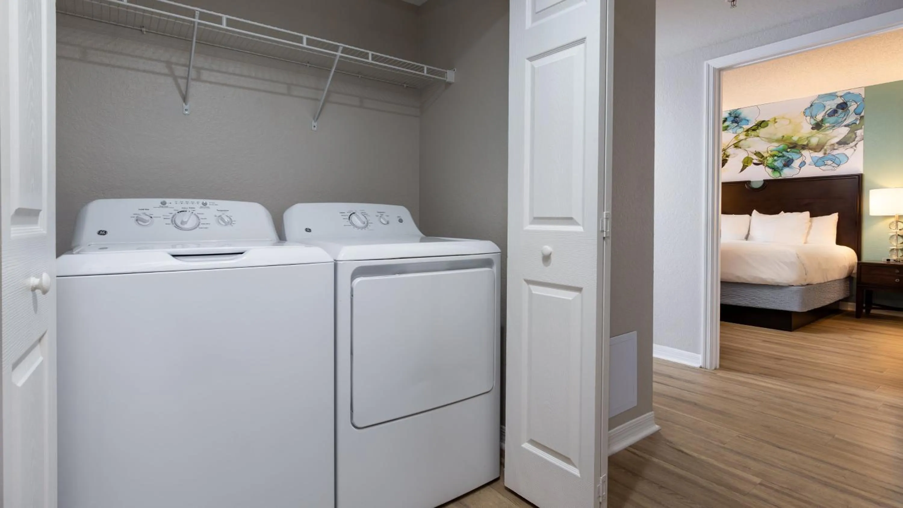 Photo of the whole room, Bed in Holiday Inn Club Vacations At Orange Lake Resort