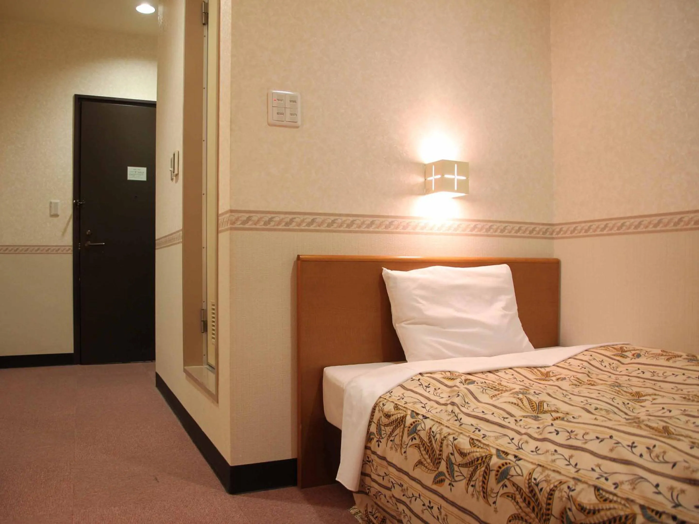 Photo of the whole room, Bed in Hotel ab Shiga
