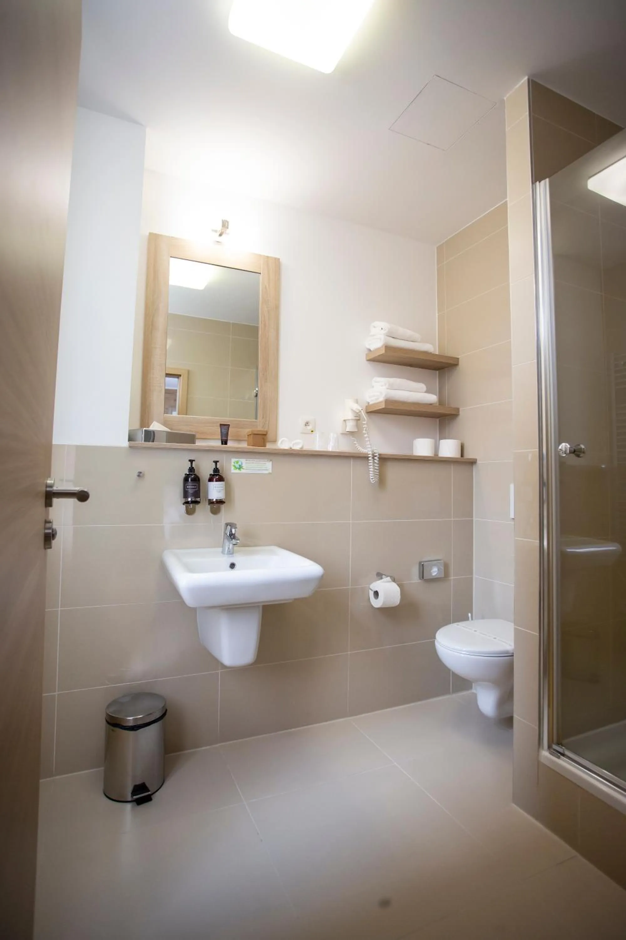 Bathroom in SALAMANDRA Hotel