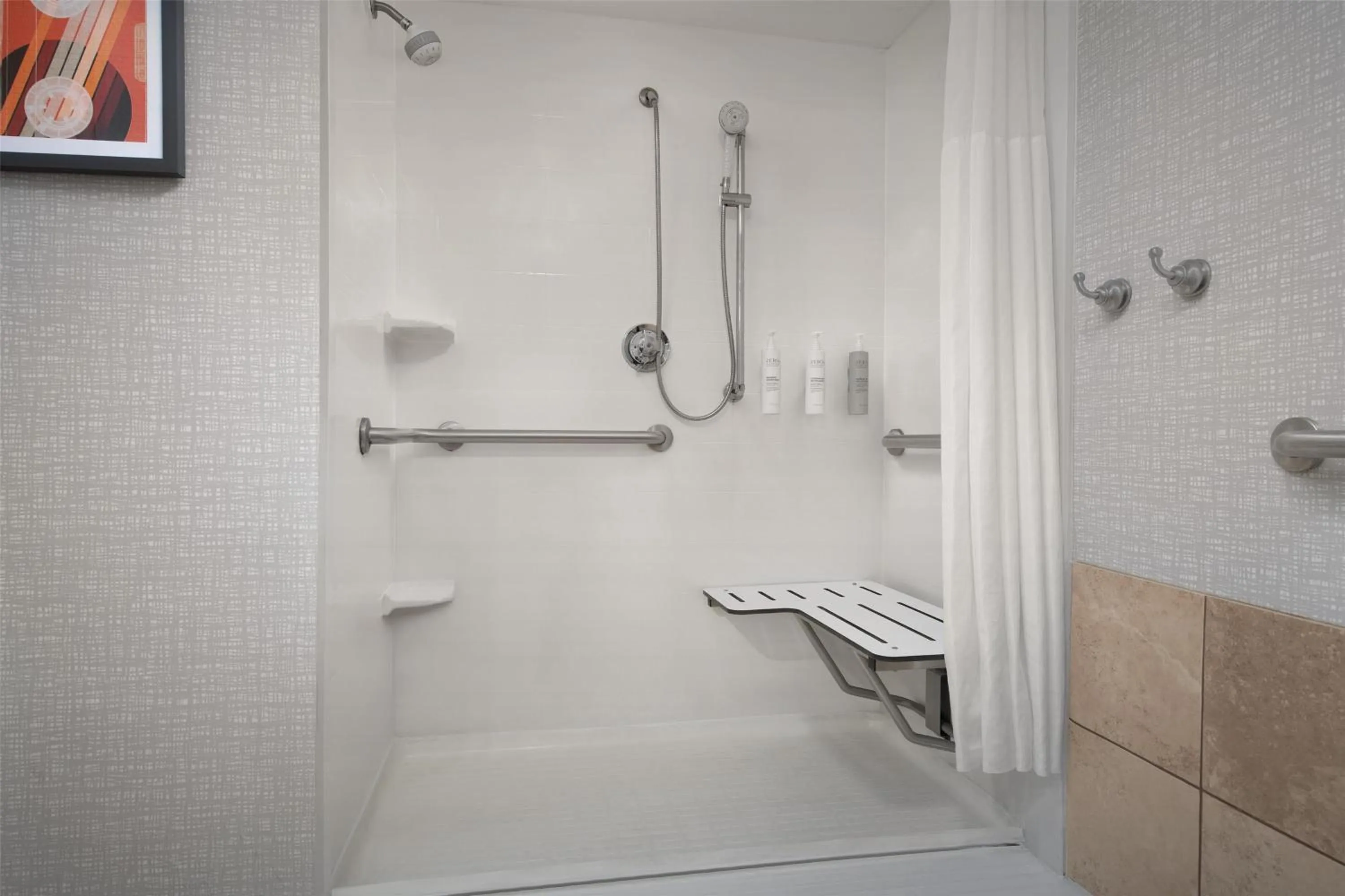 Shower in Hampton Inn Pittsburgh Greentree