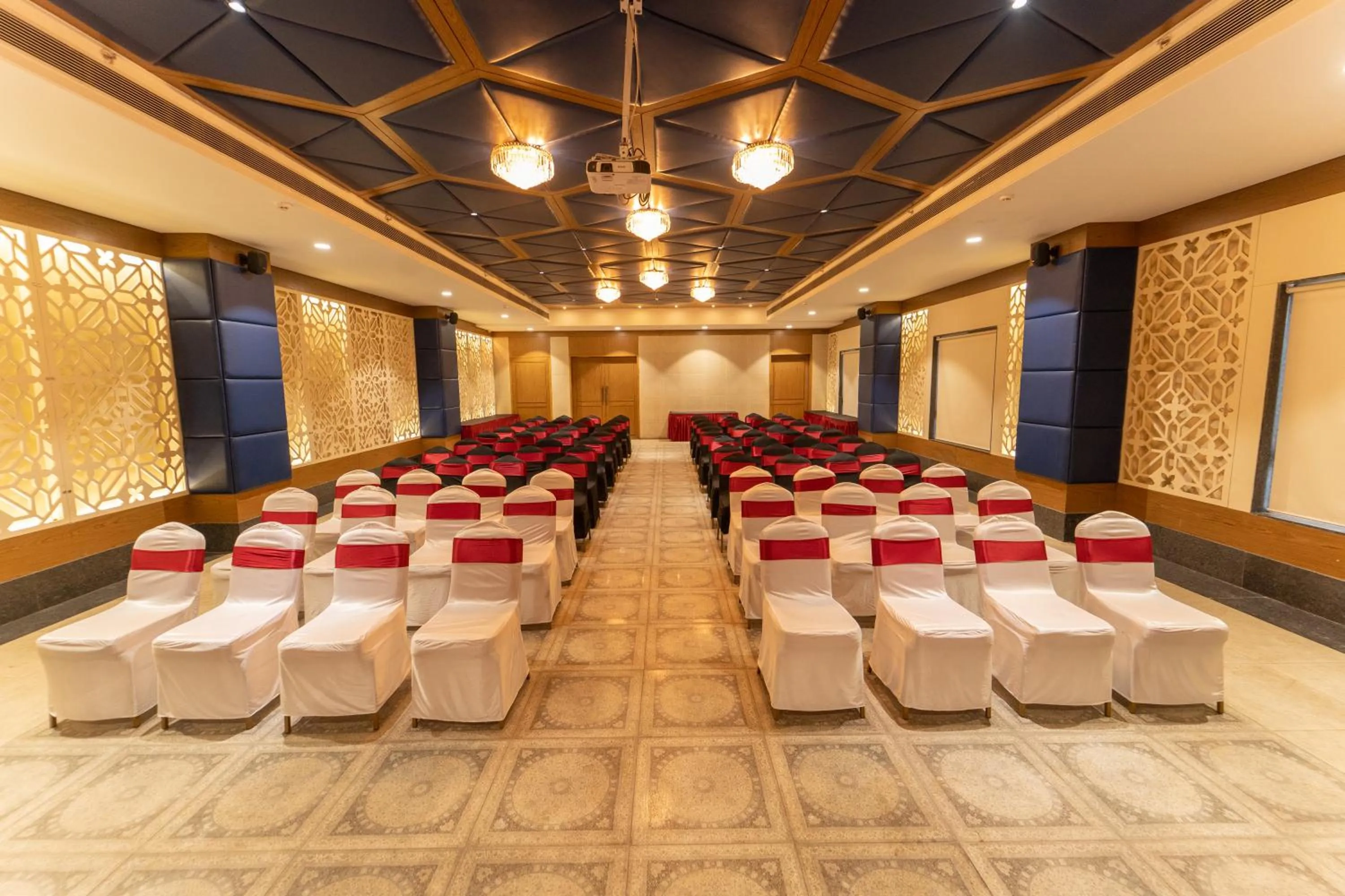 Banquet/Function facilities in Enrise by Sayaji ,Pune