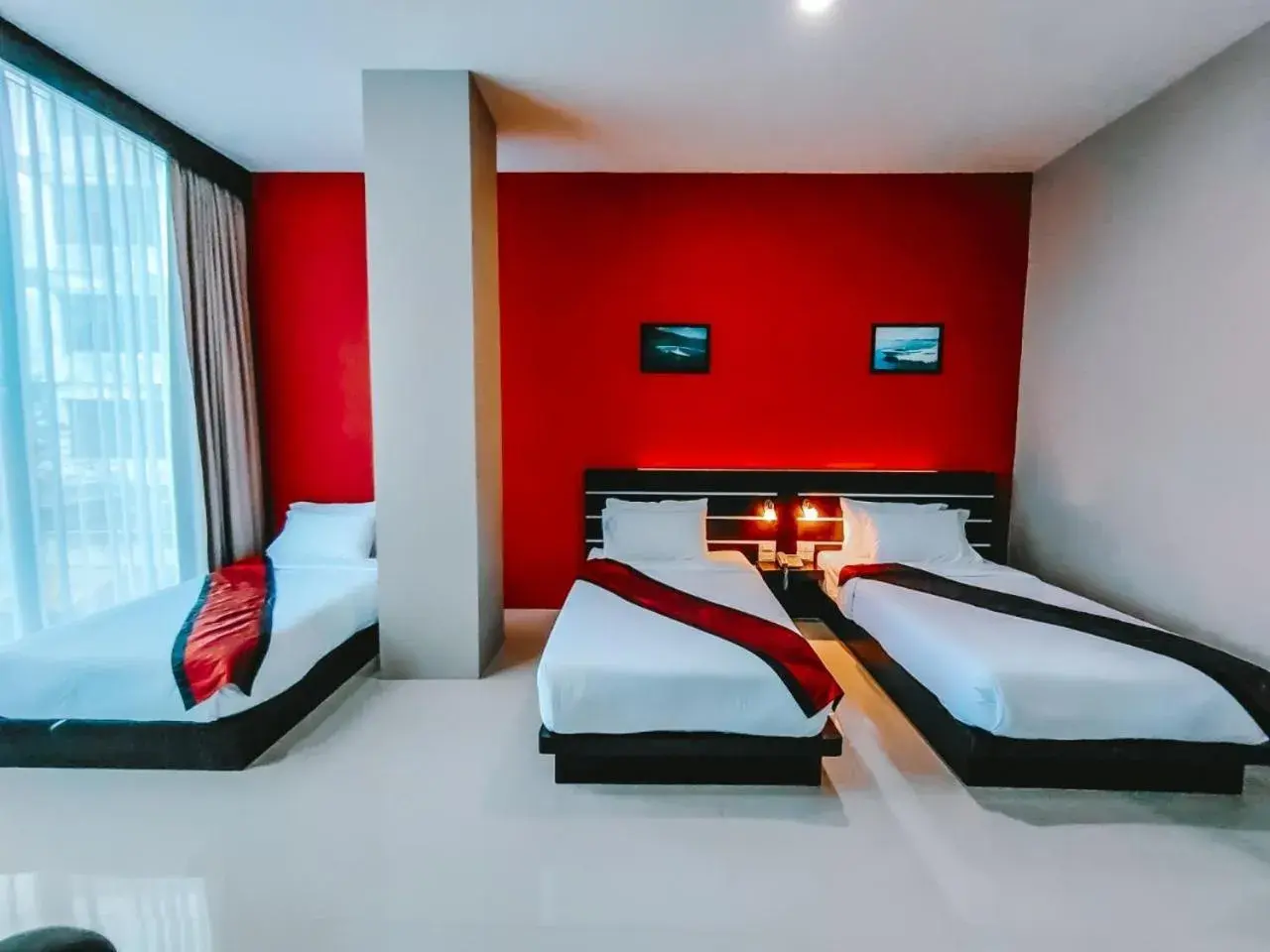 Bed in The Harbour Front Hotel Bed in The Harbour Front Hotel