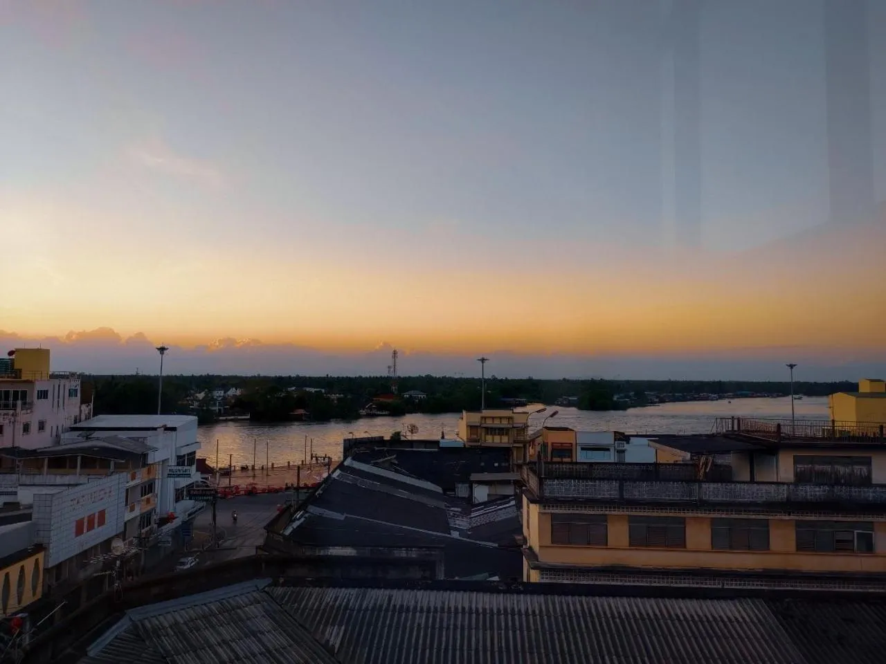 The Harbour Front Hotel