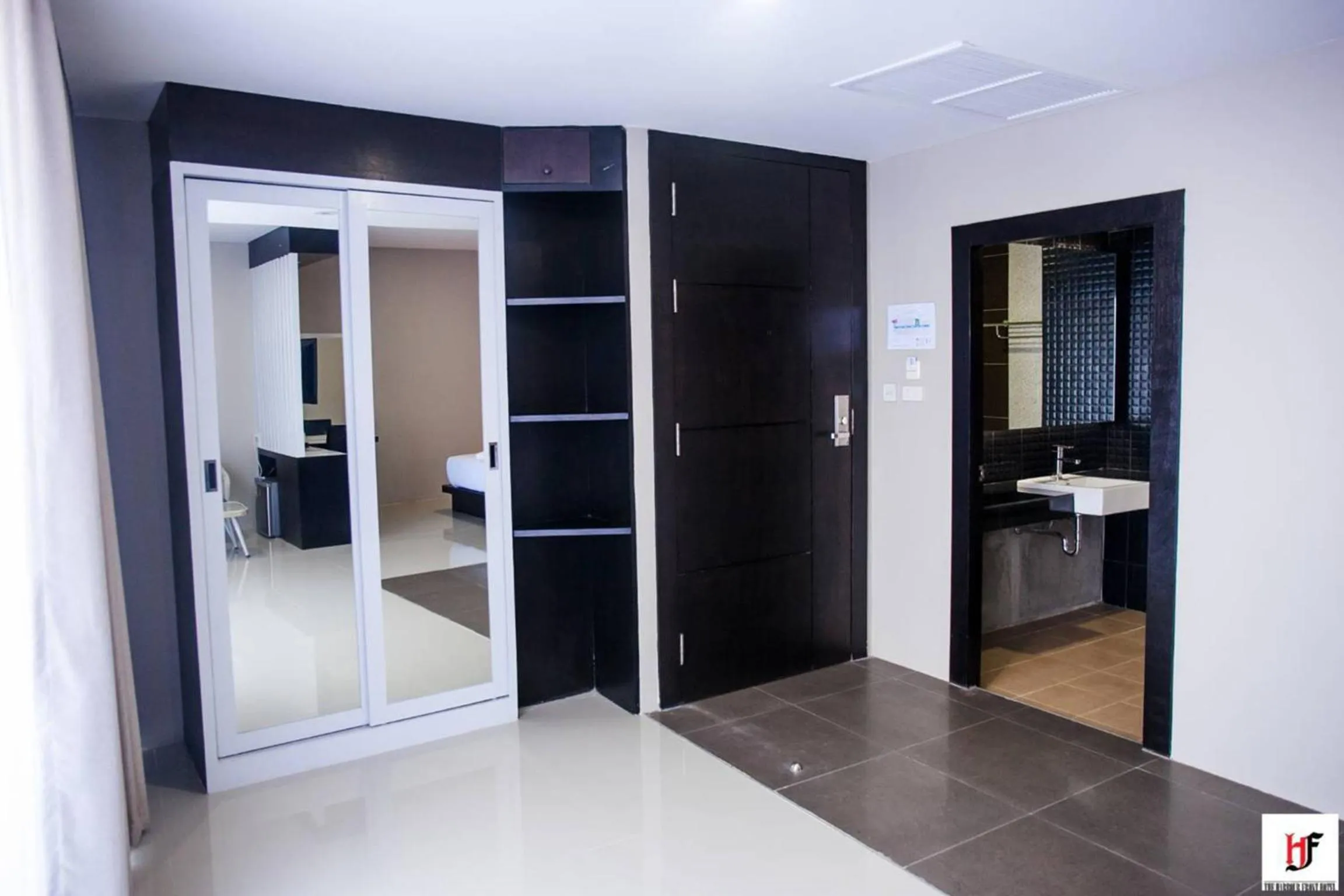 Decorative detail in The Harbour Front Hotel