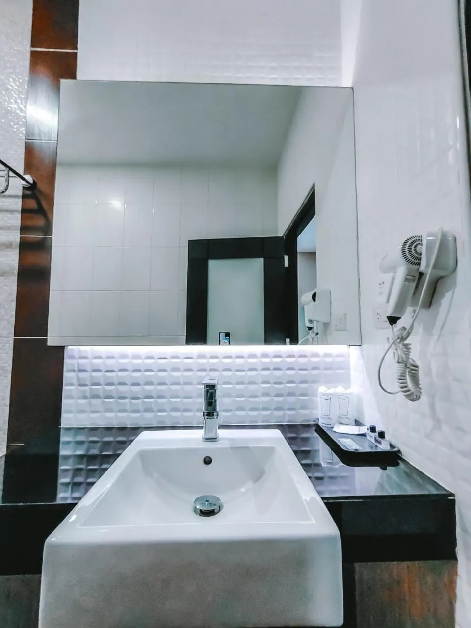 Bathroom in The Harbour Front Hotel