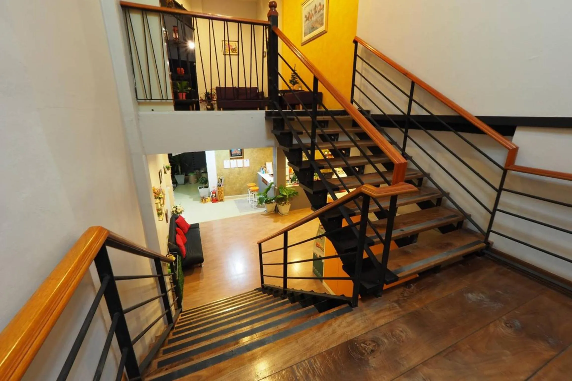 Area and facilities in HillSide Boutique