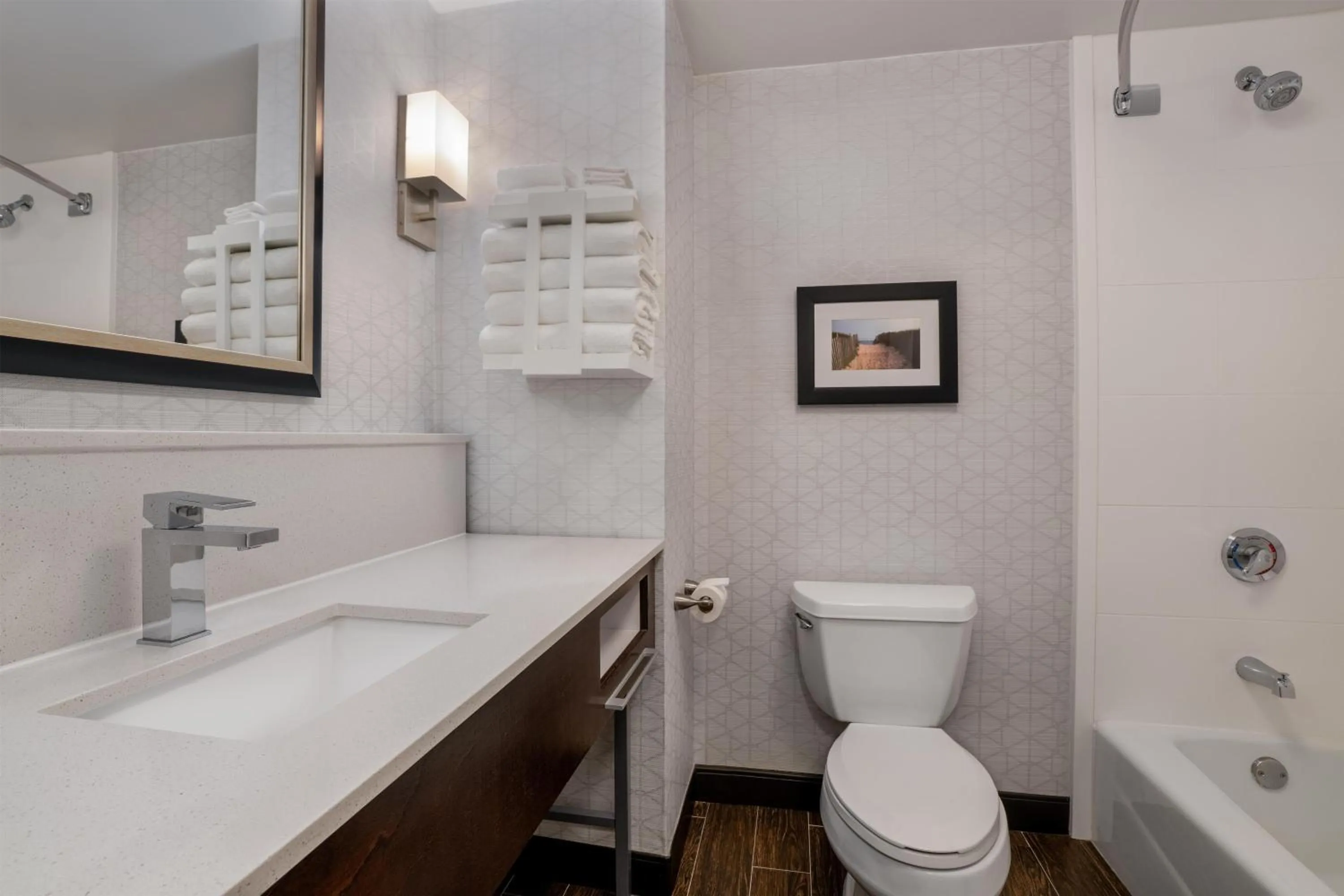 Bathroom in Hampton Inn & Suites By Hilton - Rockville Centre