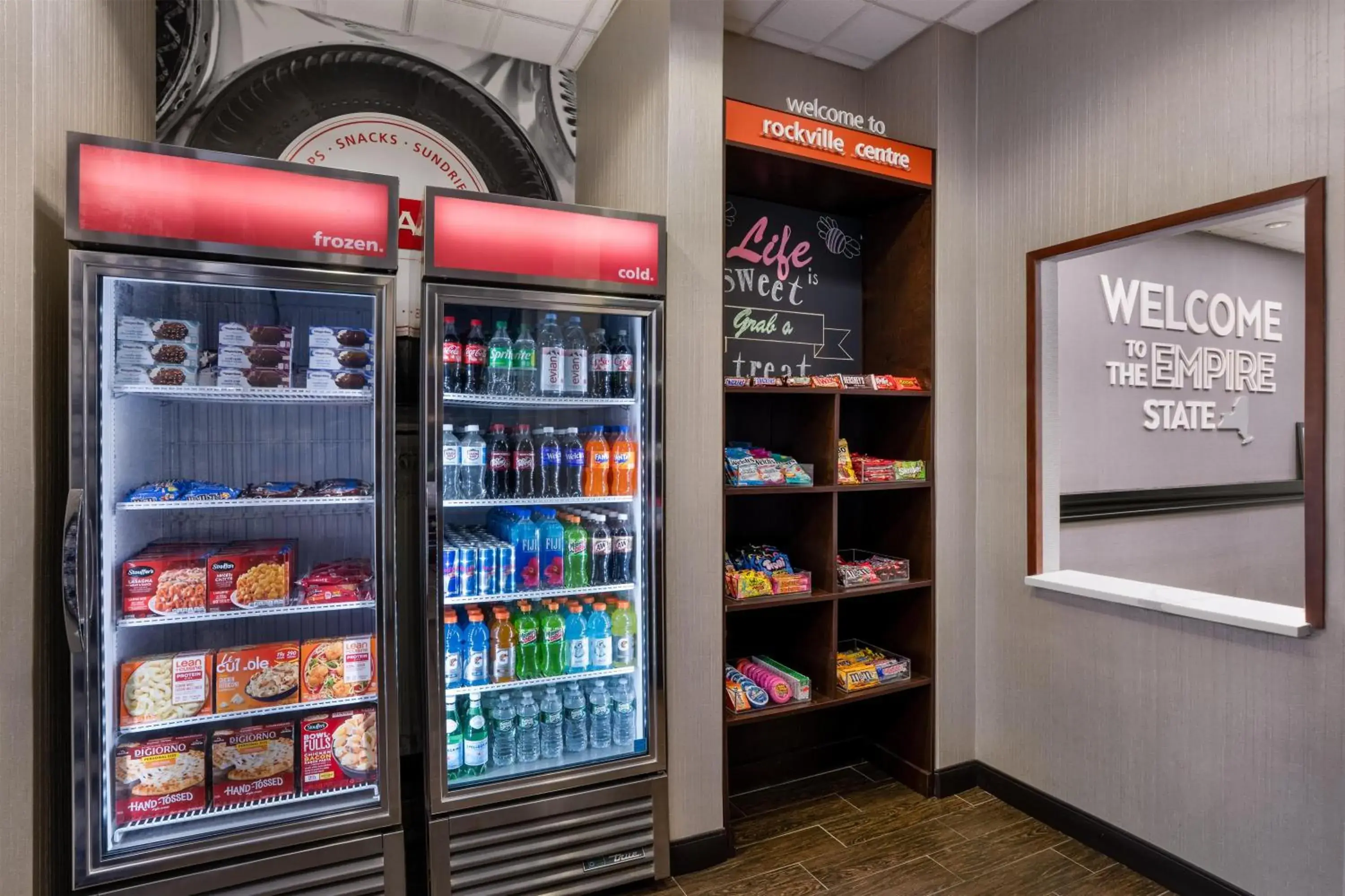 Restaurant/places to eat in Hampton Inn & Suites By Hilton - Rockville Centre Restaurant/places to eat in Hampton Inn & Suites By Hilton - Rockville Centre