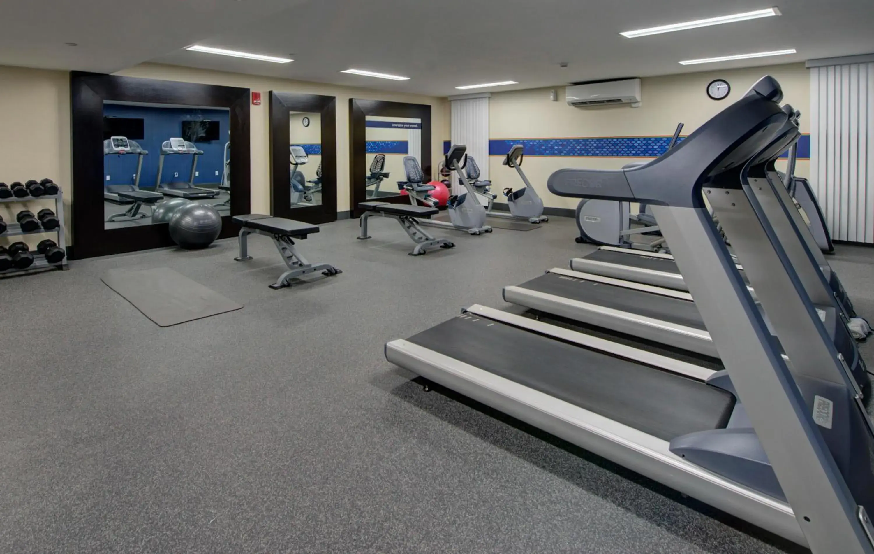 Fitness centre/facilities in Hampton Inn & Suites By Hilton - Rockville Centre Fitness centre/facilities in Hampton Inn & Suites By Hilton - Rockville Centre