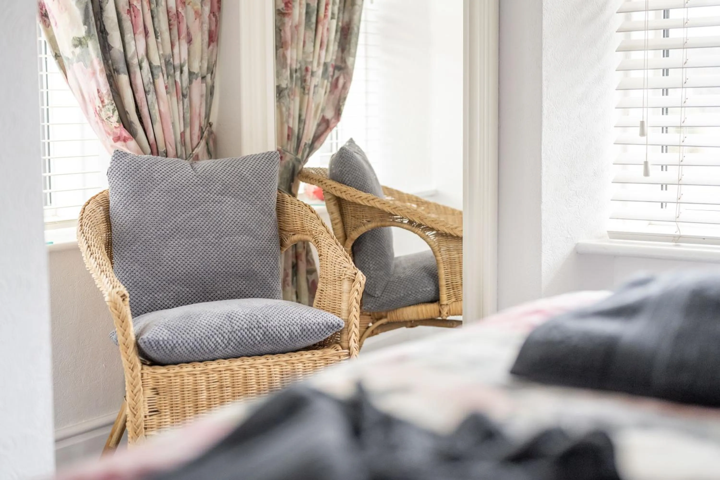 Belmont House Beer - Adults Only - Free Parking