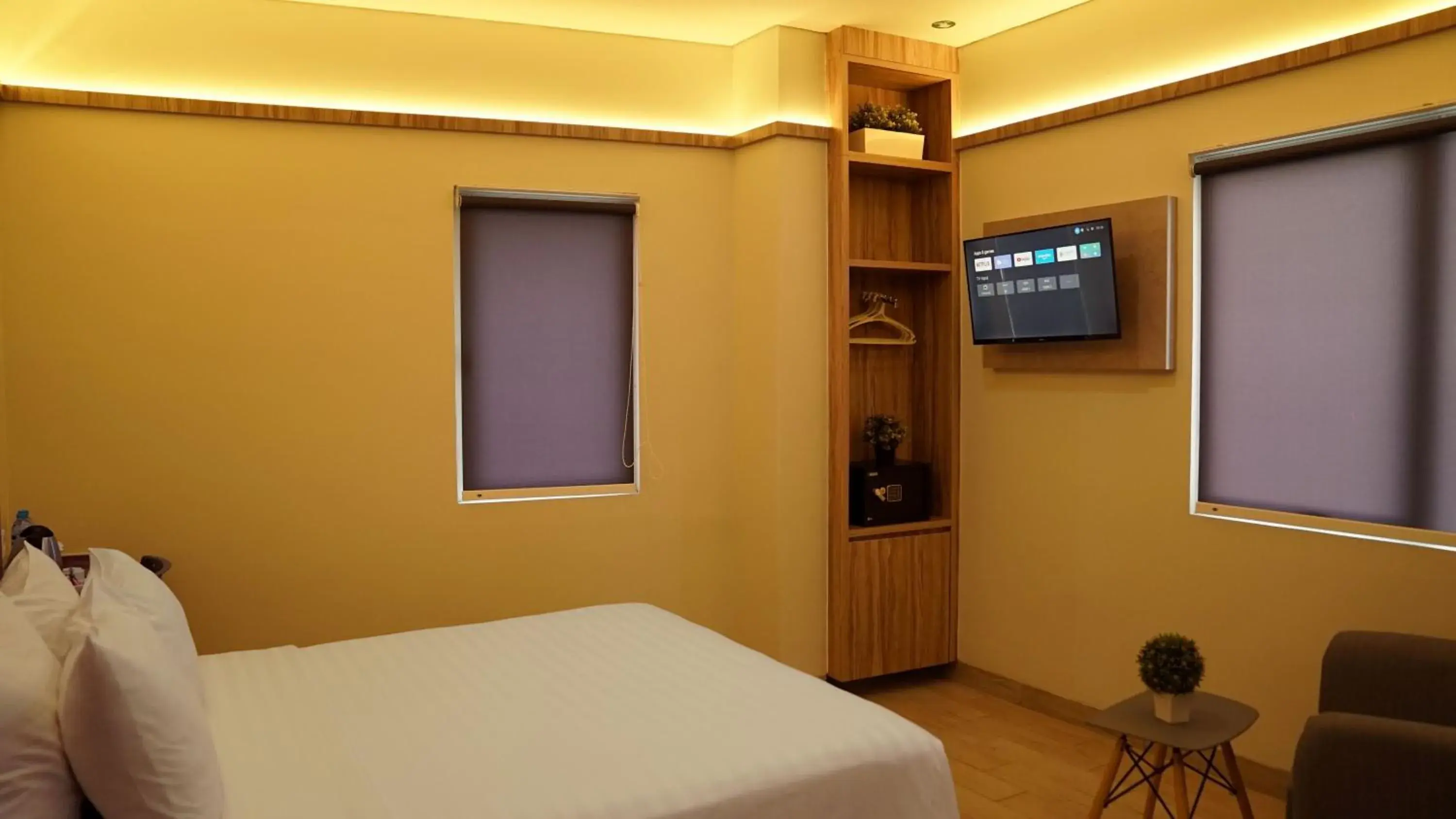 Bed in Hotel Cikini Bed in Hotel Cikini