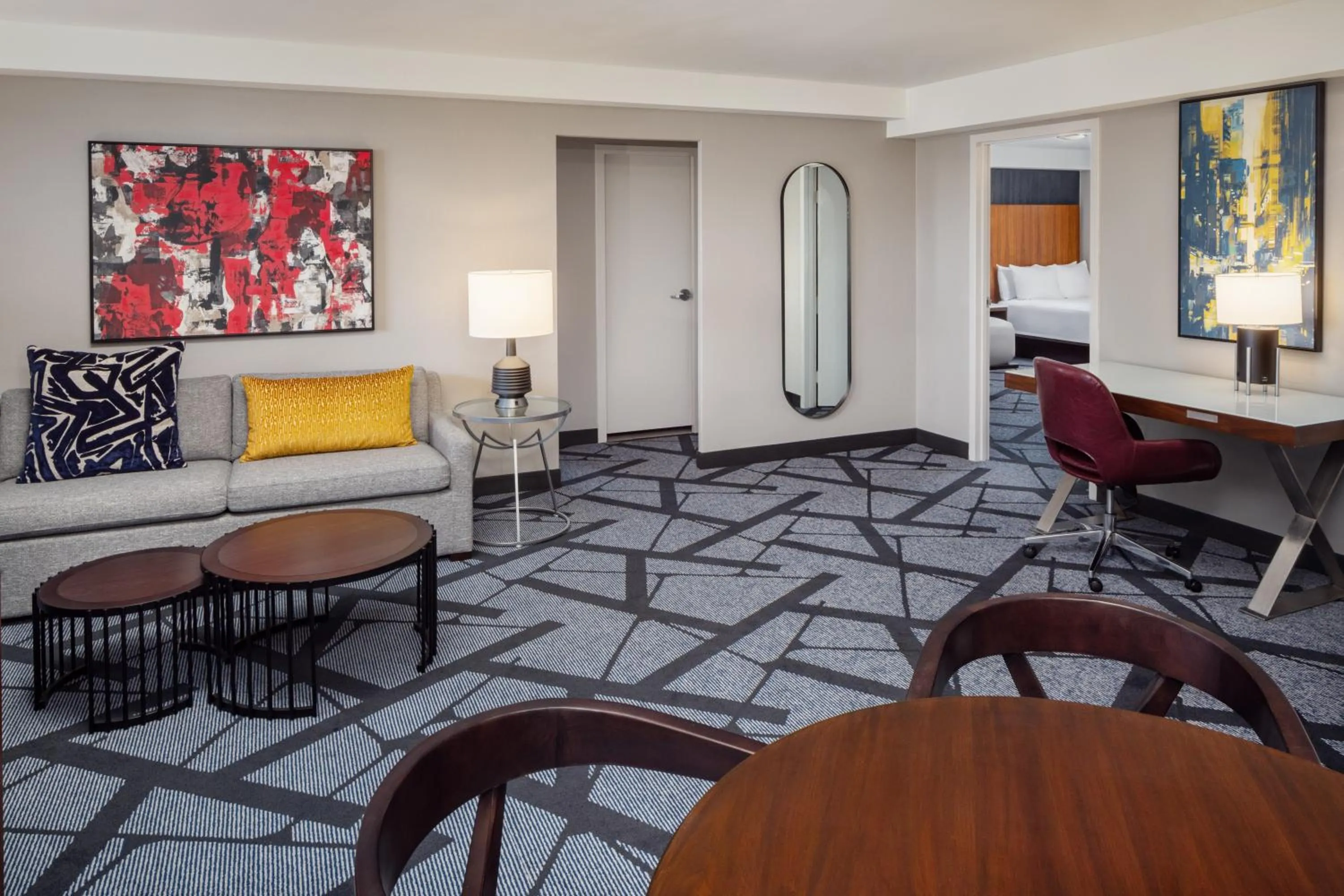 Bedroom in DoubleTree by Hilton Hotel & Suites Pittsburgh Downtown