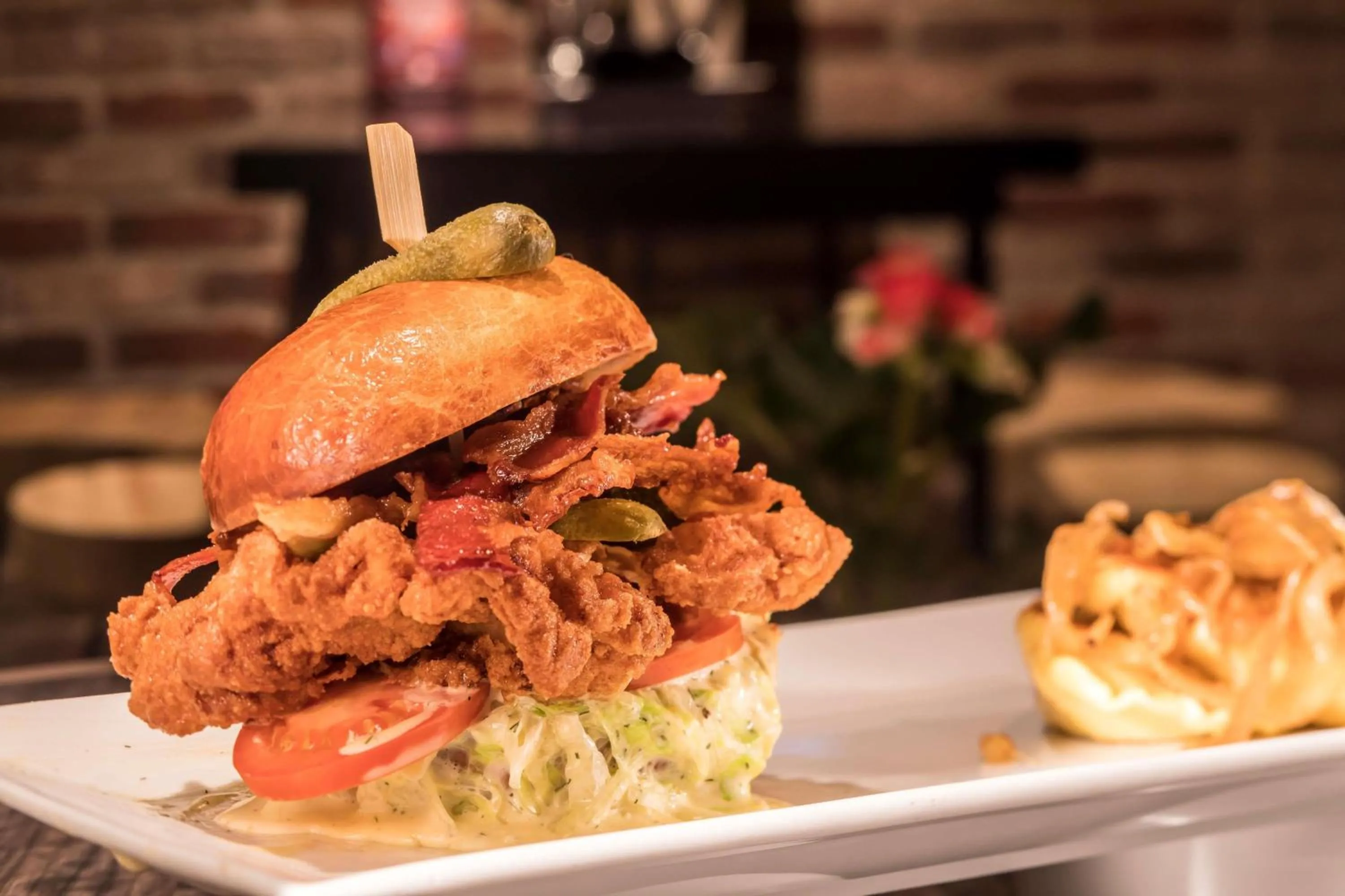 Restaurant/places to eat in DoubleTree by Hilton Hotel & Suites Pittsburgh Downtown