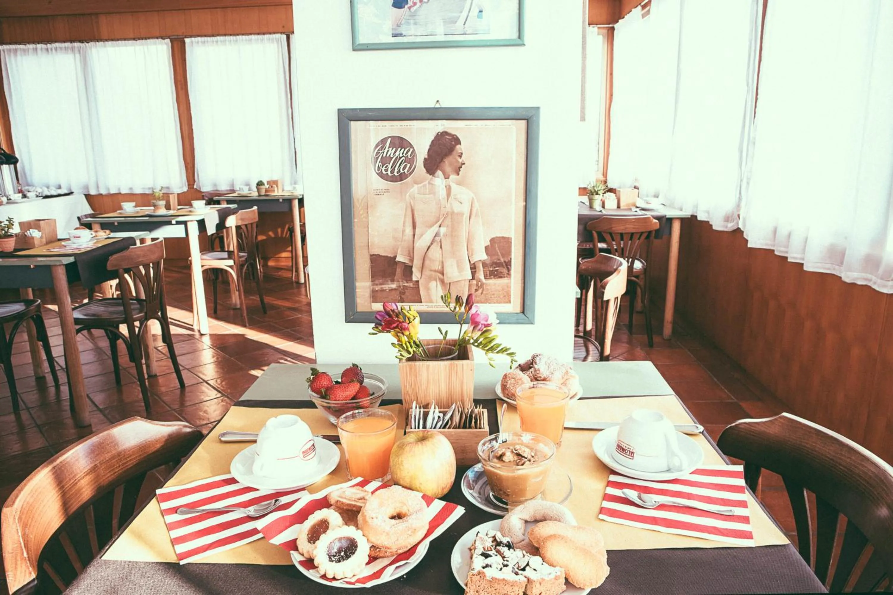 Restaurant/places to eat in Hotel Sirenetta