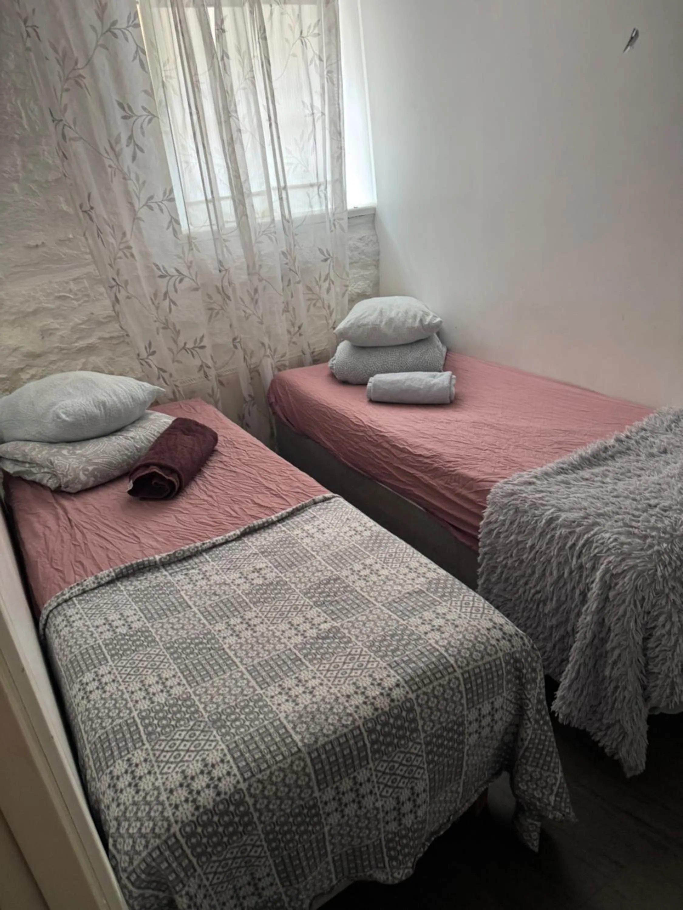 Hostel Suda5