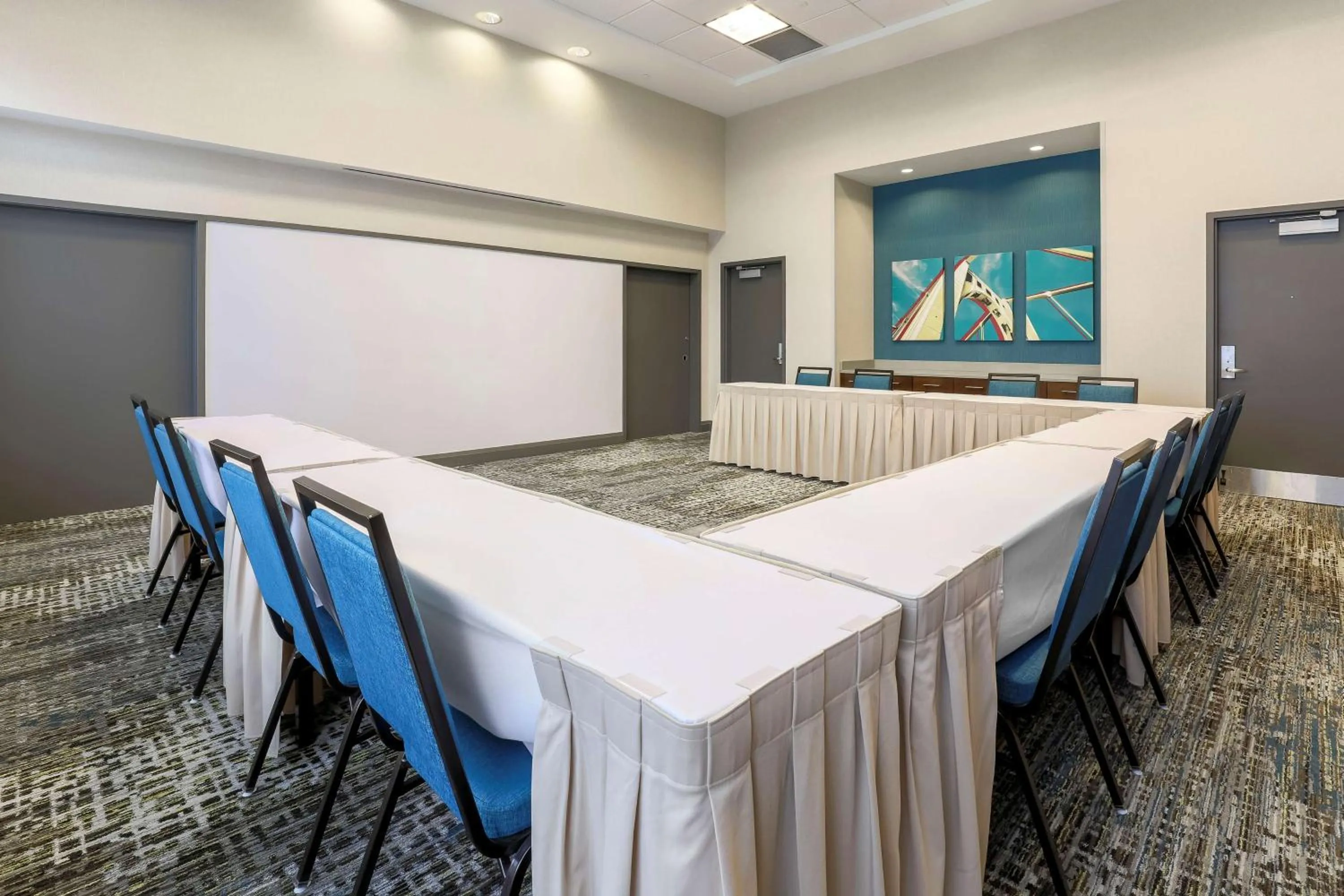 Meeting/conference room in Hampton Inn & Suites Pittsburgh Downtown