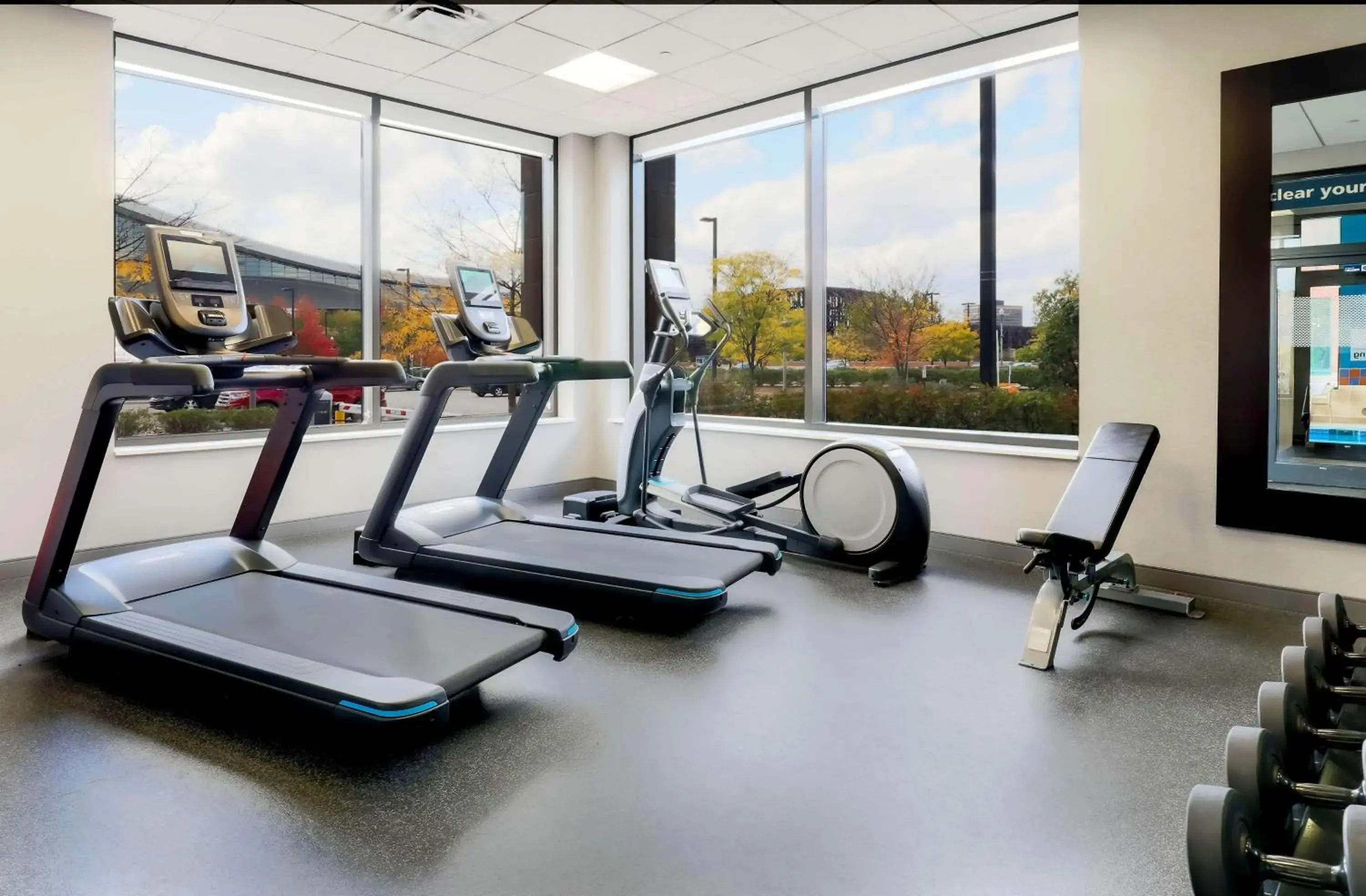 Fitness centre/facilities in Hampton Inn & Suites Pittsburgh Downtown Fitness centre/facilities in Hampton Inn & Suites Pittsburgh Downtown