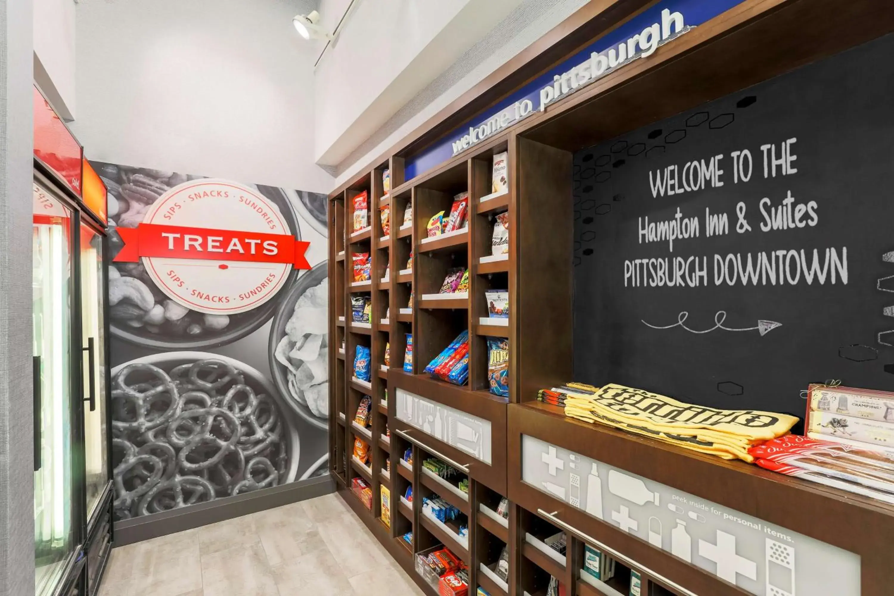 Restaurant/places to eat in Hampton Inn & Suites Pittsburgh Downtown Restaurant/places to eat in Hampton Inn & Suites Pittsburgh Downtown