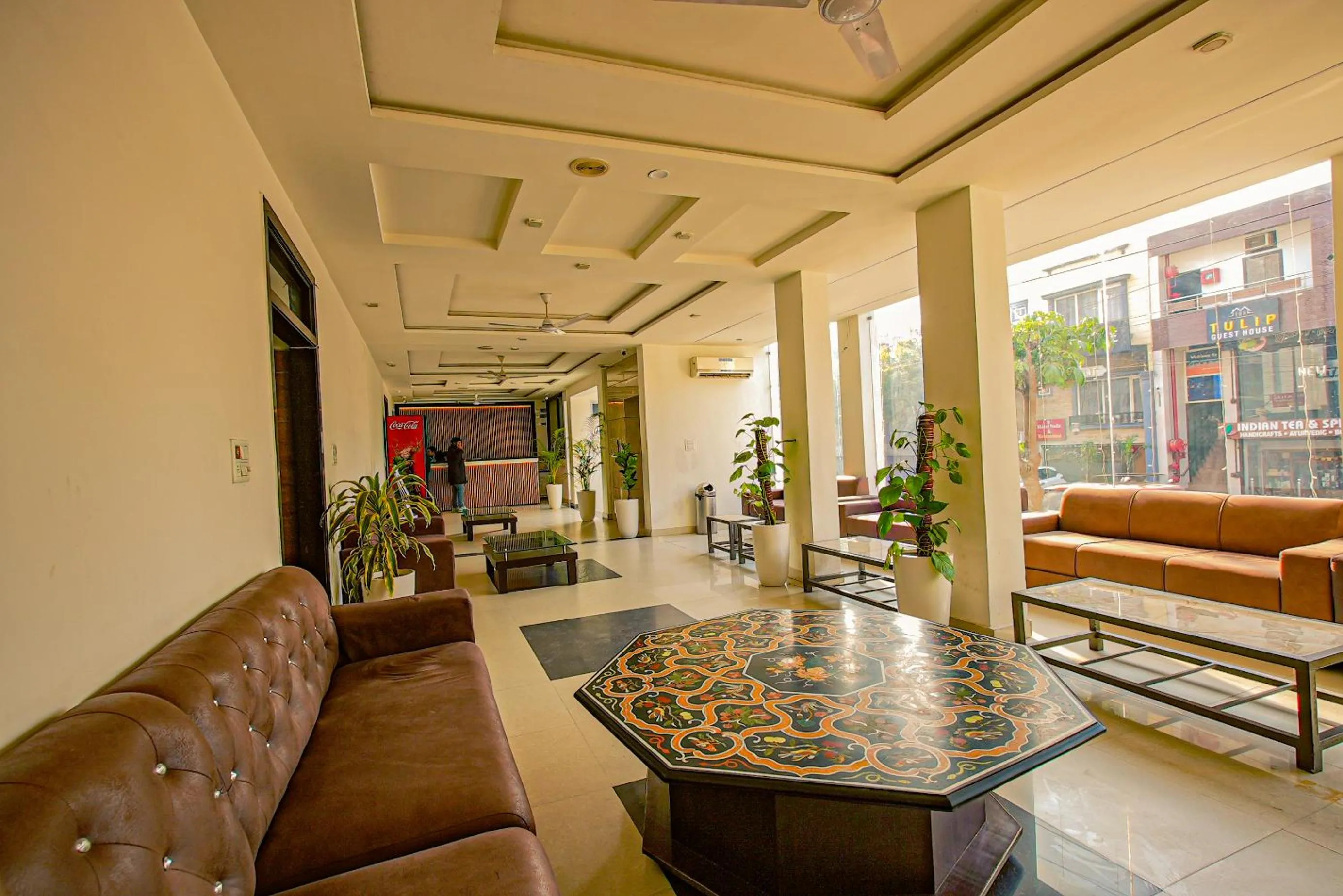 Lobby or reception in Hotel Agra Dazzling East Gate