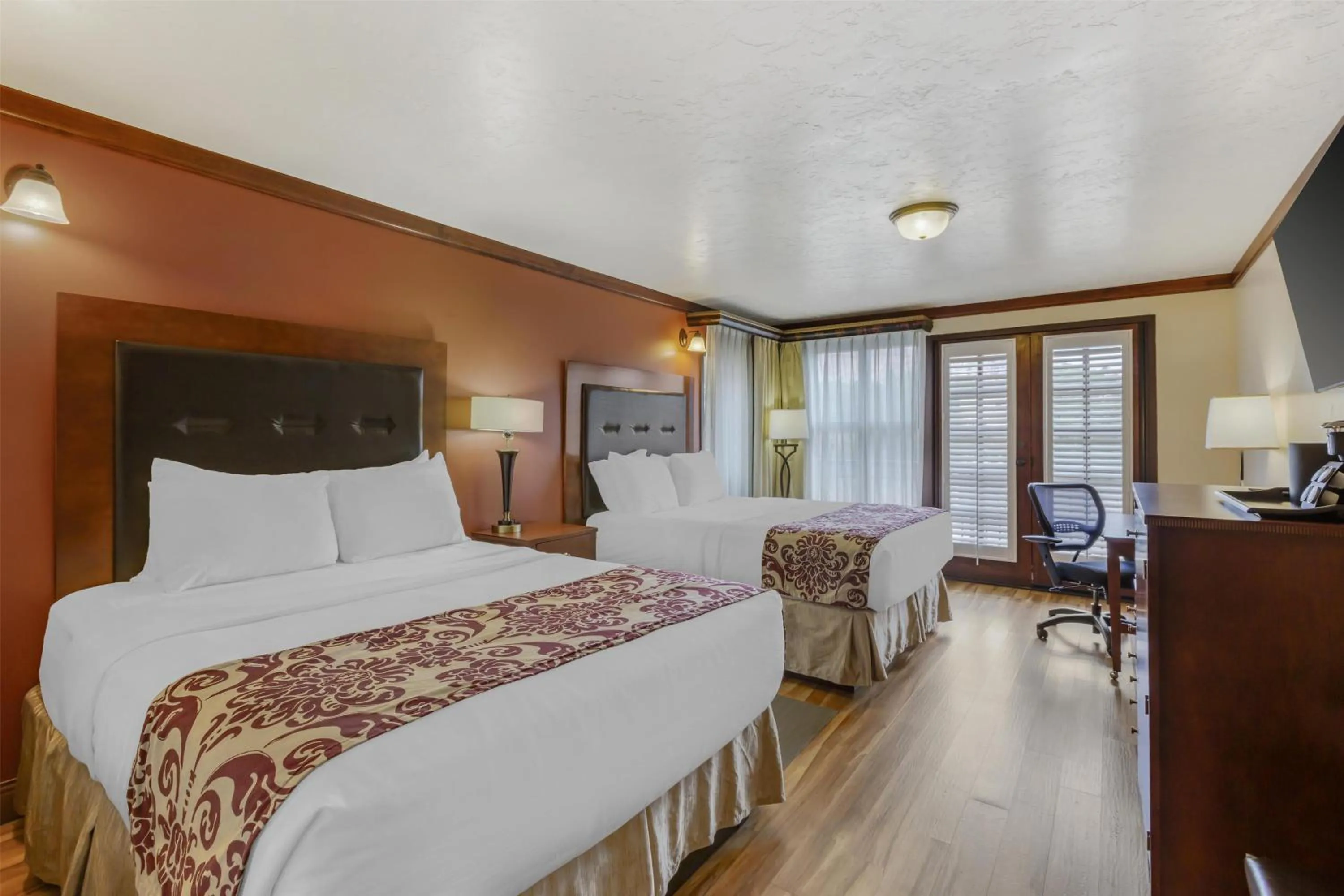 Bedroom, Bed in Best Western Plus Greenwell Inn