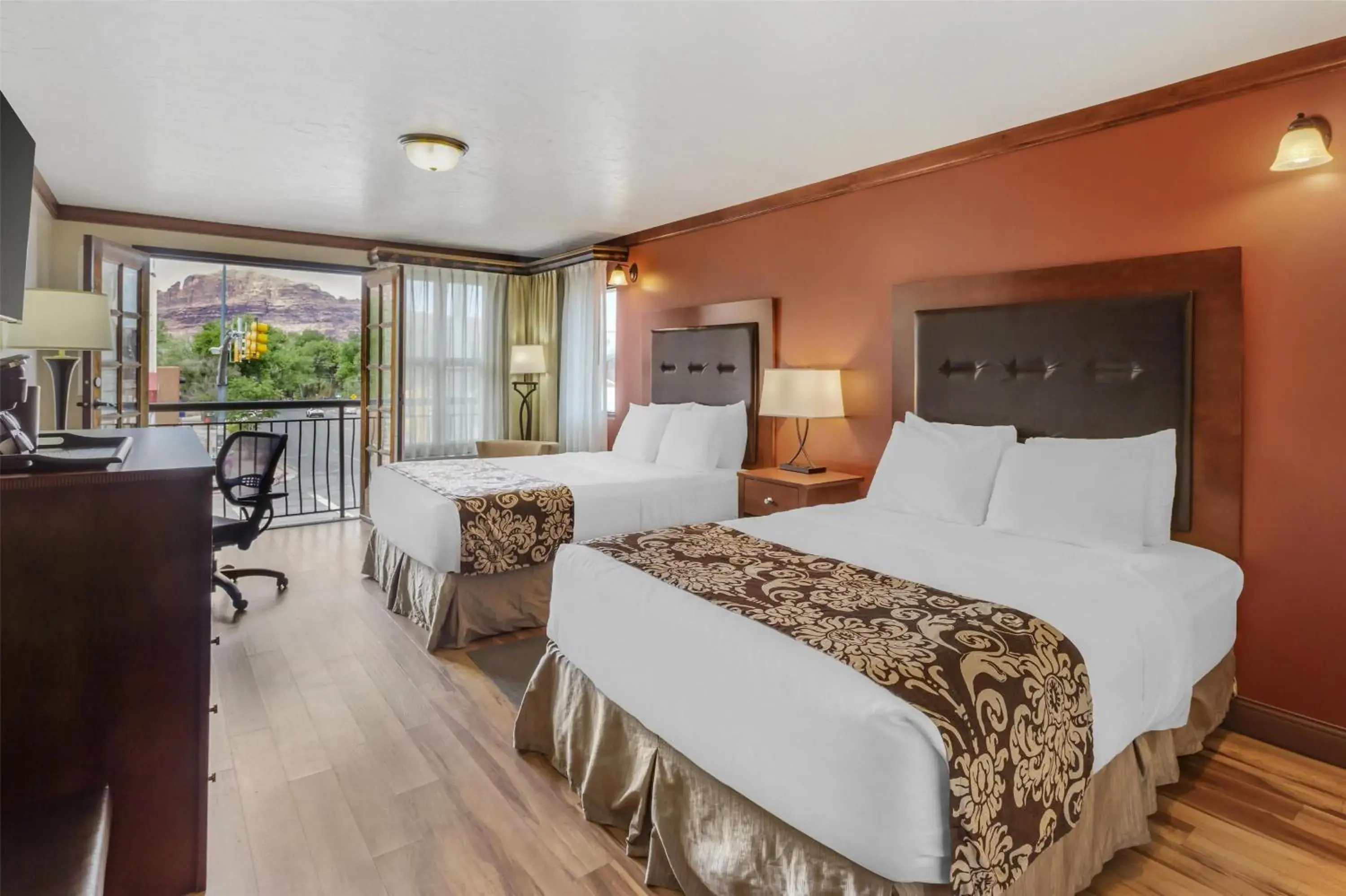 Bedroom, Bed in Best Western Plus Greenwell Inn Bedroom, Bed in Best Western Plus Greenwell Inn