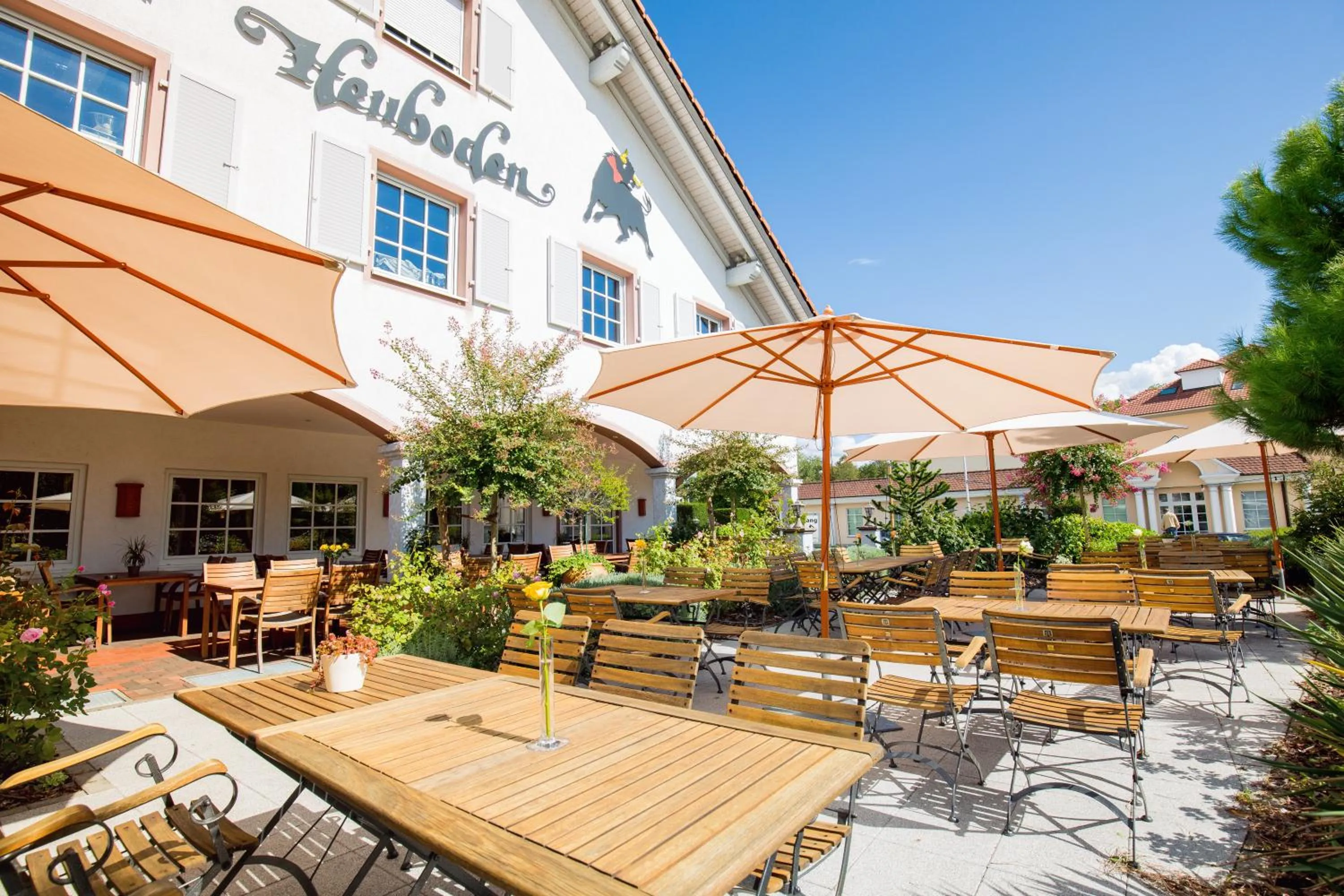 Restaurant/places to eat in Heuboden Hotel Landhaus Blum