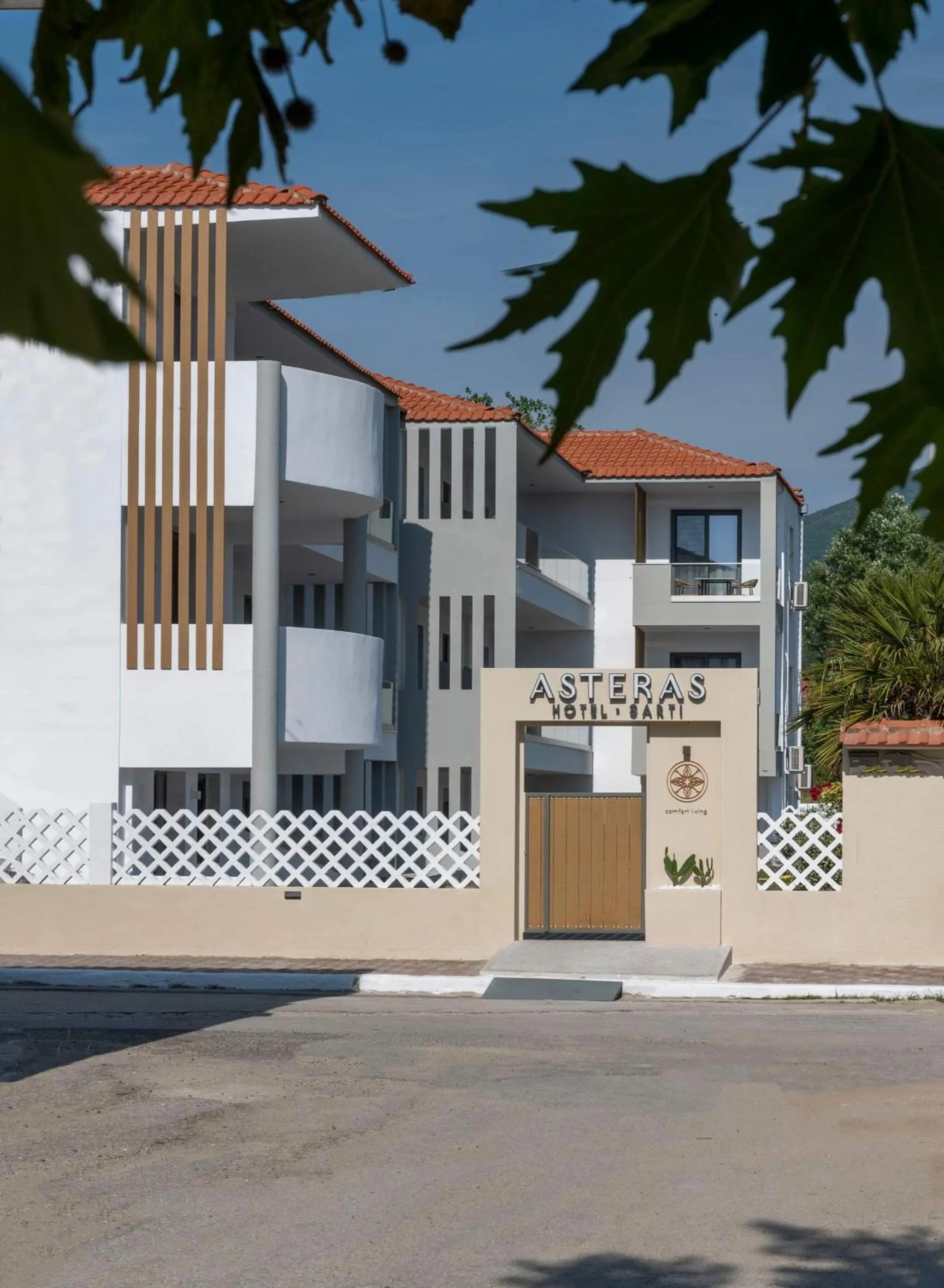 Facade/entrance in Asteras Hotel