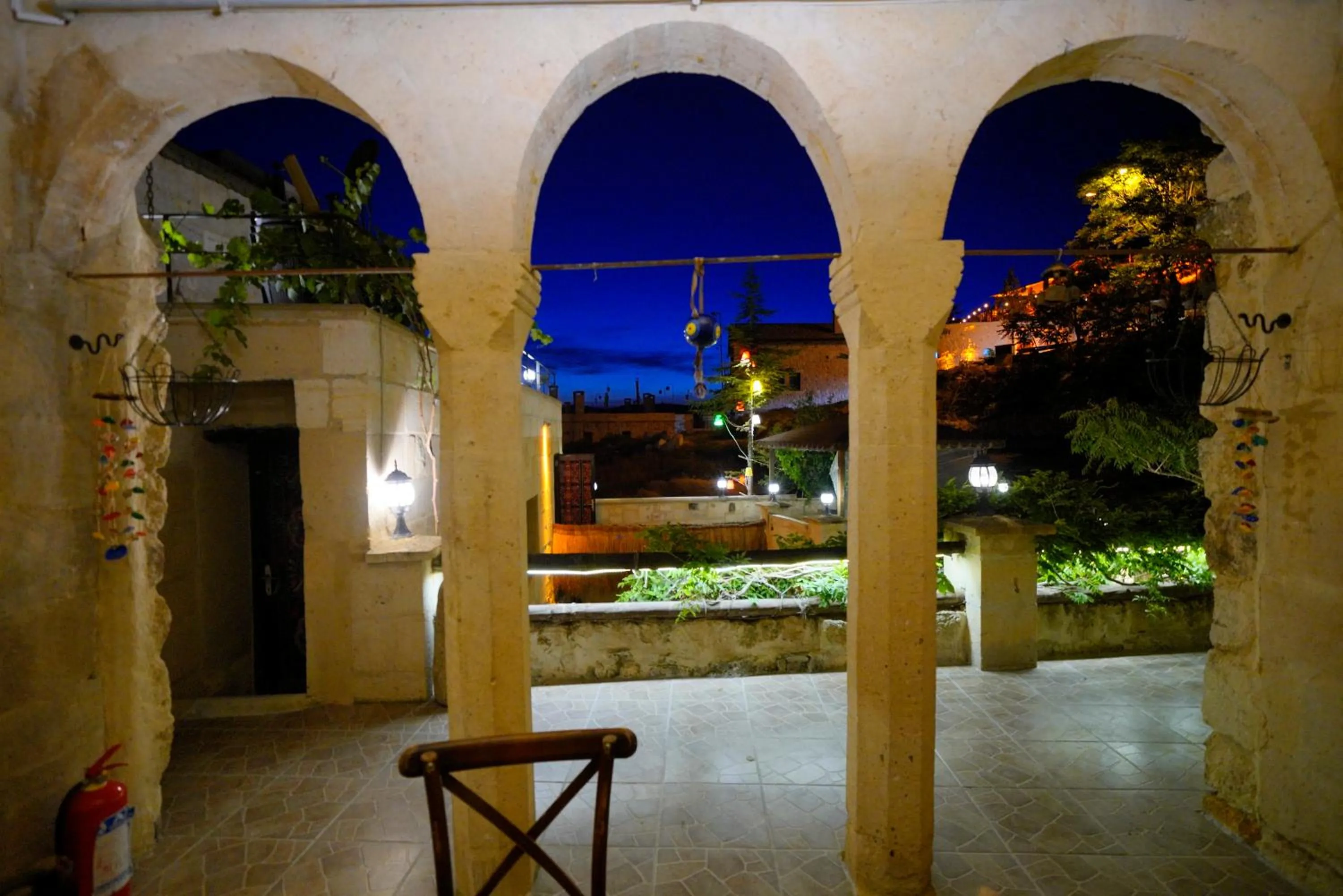 Night in Antik Cave House