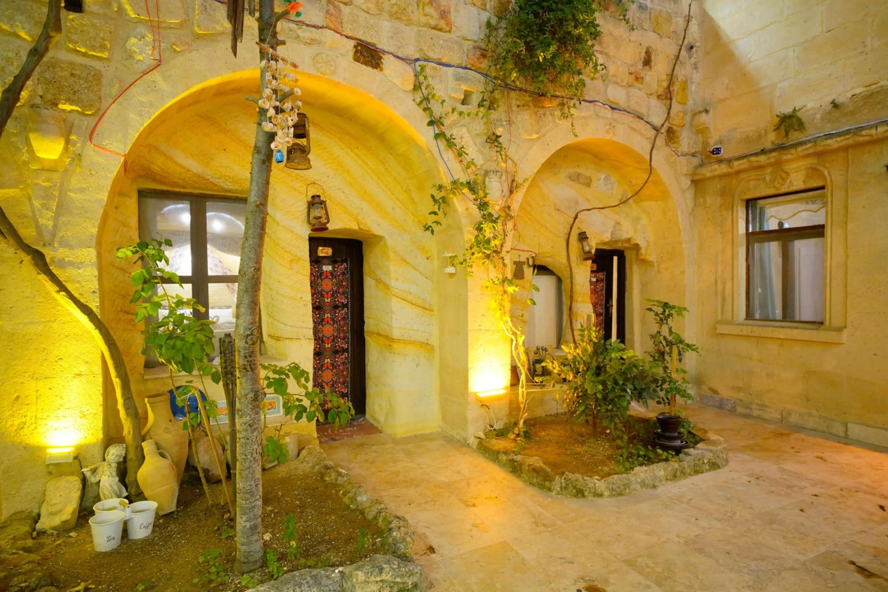 Garden in Antik Cave House