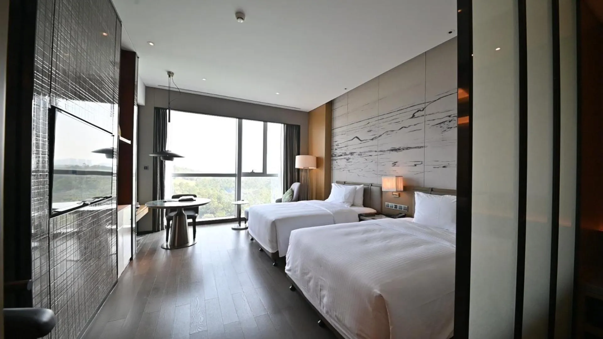 Bed in Wanda Realm Heshan