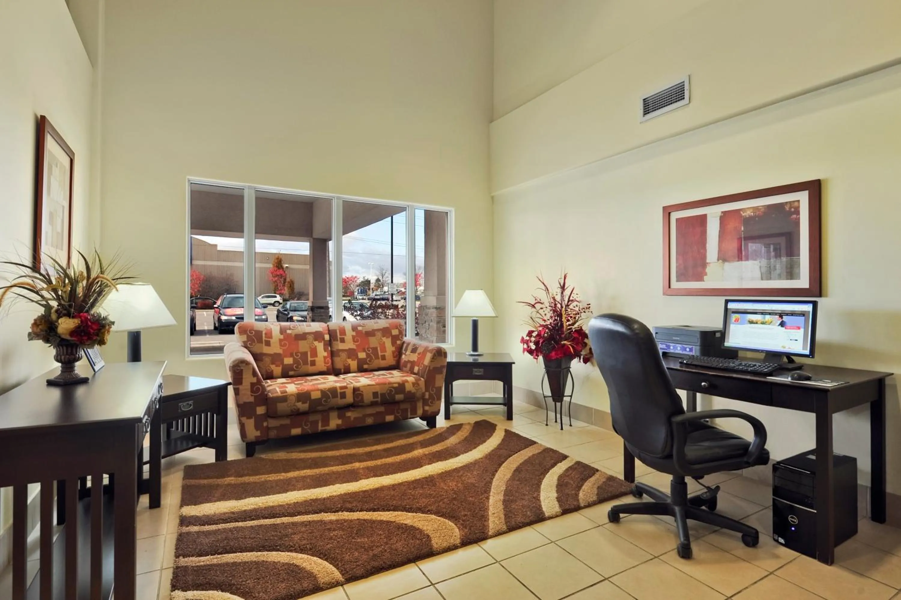 Business facilities in Super 8 by Wyndham Barrie South