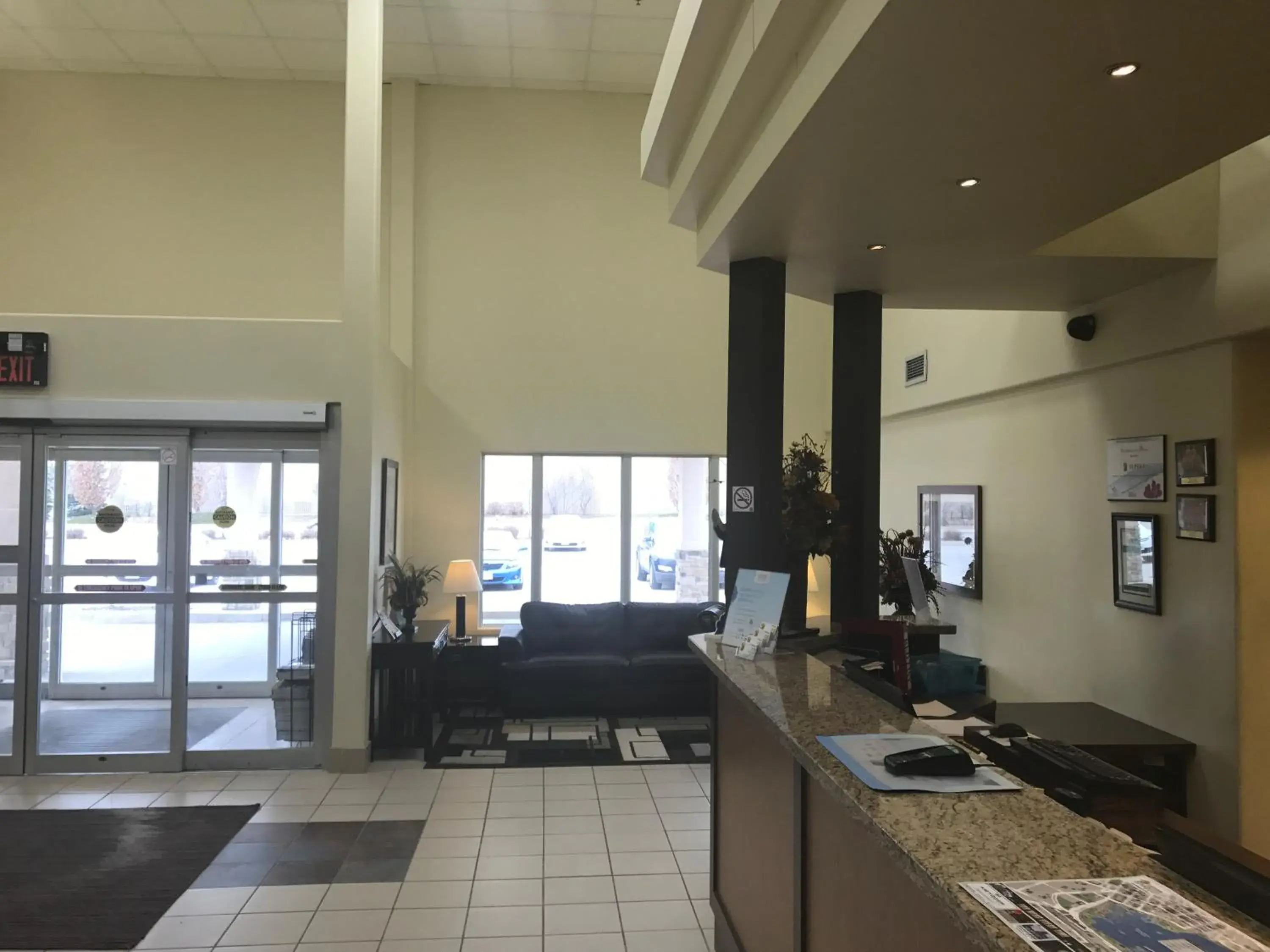 Super 8 by Wyndham Barrie South Super 8 by Wyndham Barrie South