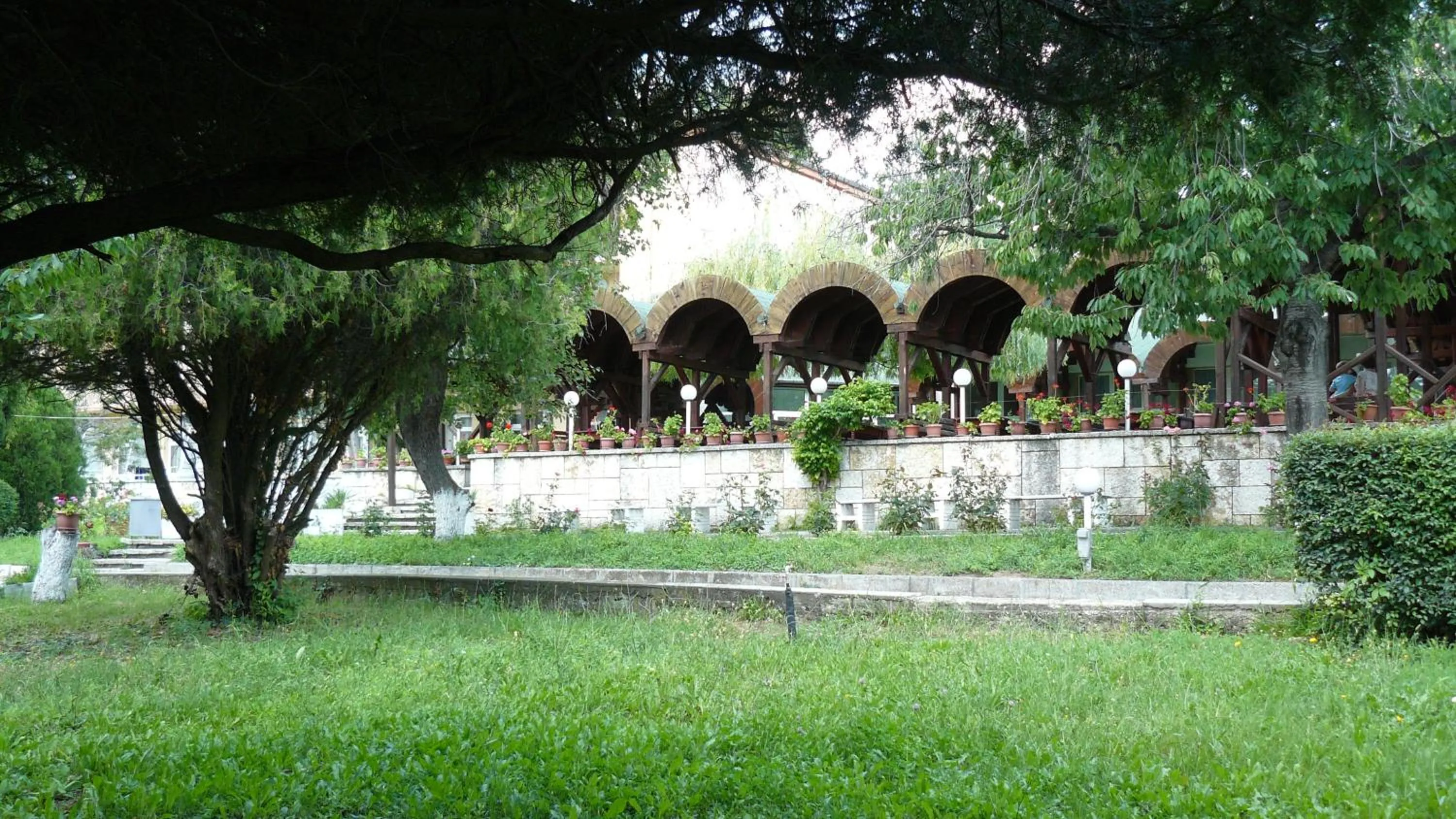 Garden in Hotel Briz 3 - Free Parking