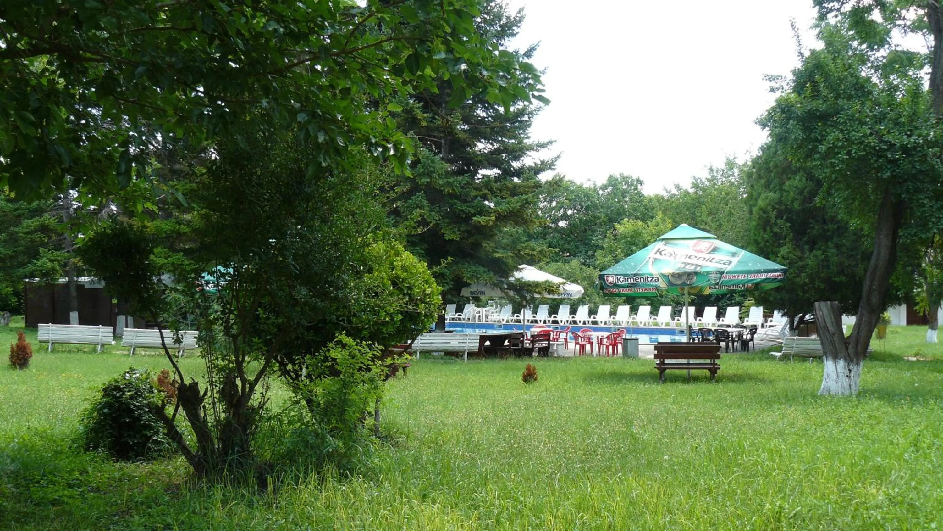 Garden in Hotel Briz 3 - Free Parking