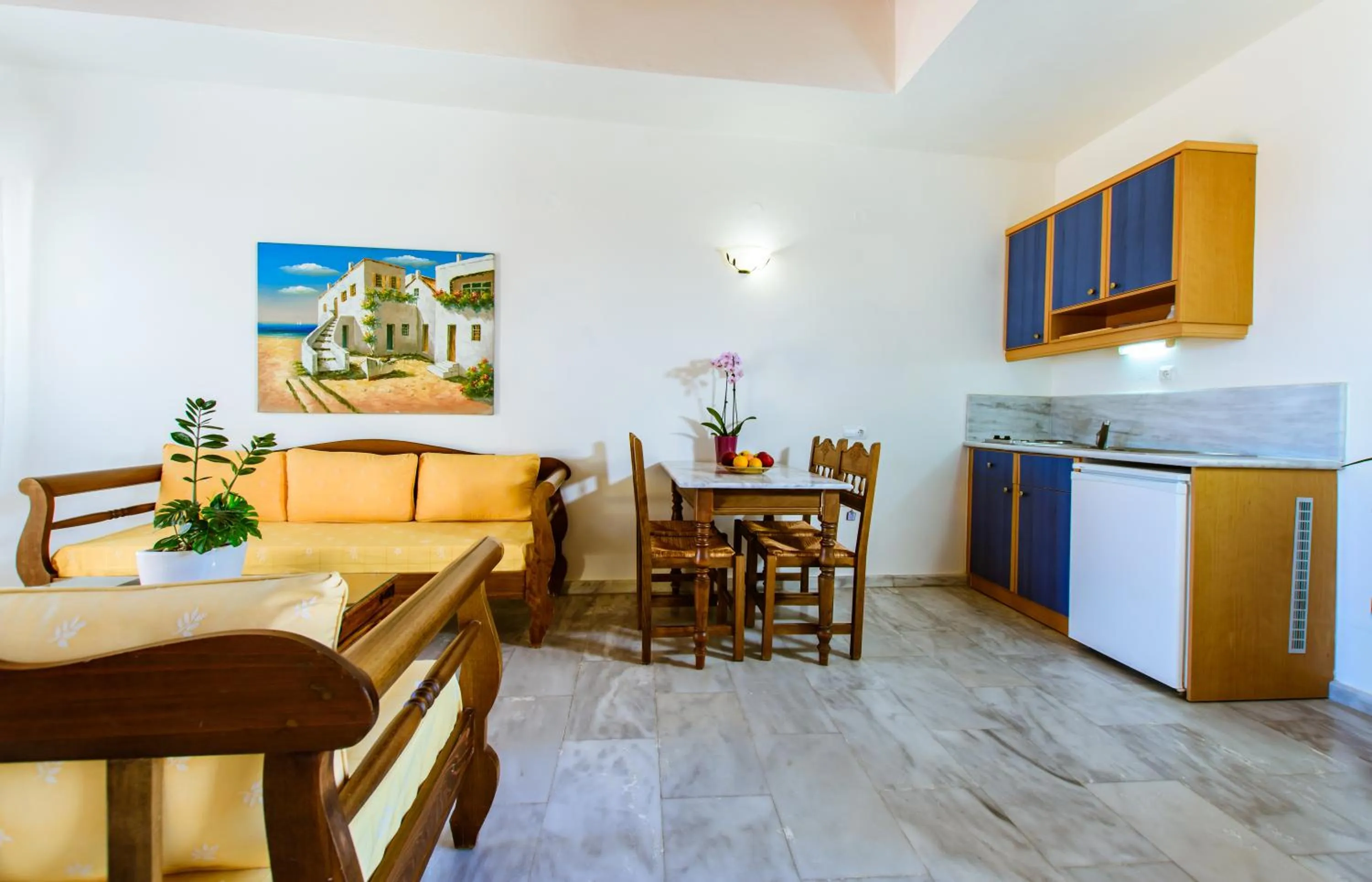 Kitchen or kitchenette in Anais Collection Hotels & Suites